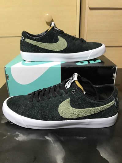 Stussy × Nike SB Blazer Low "Black/Palm Green"