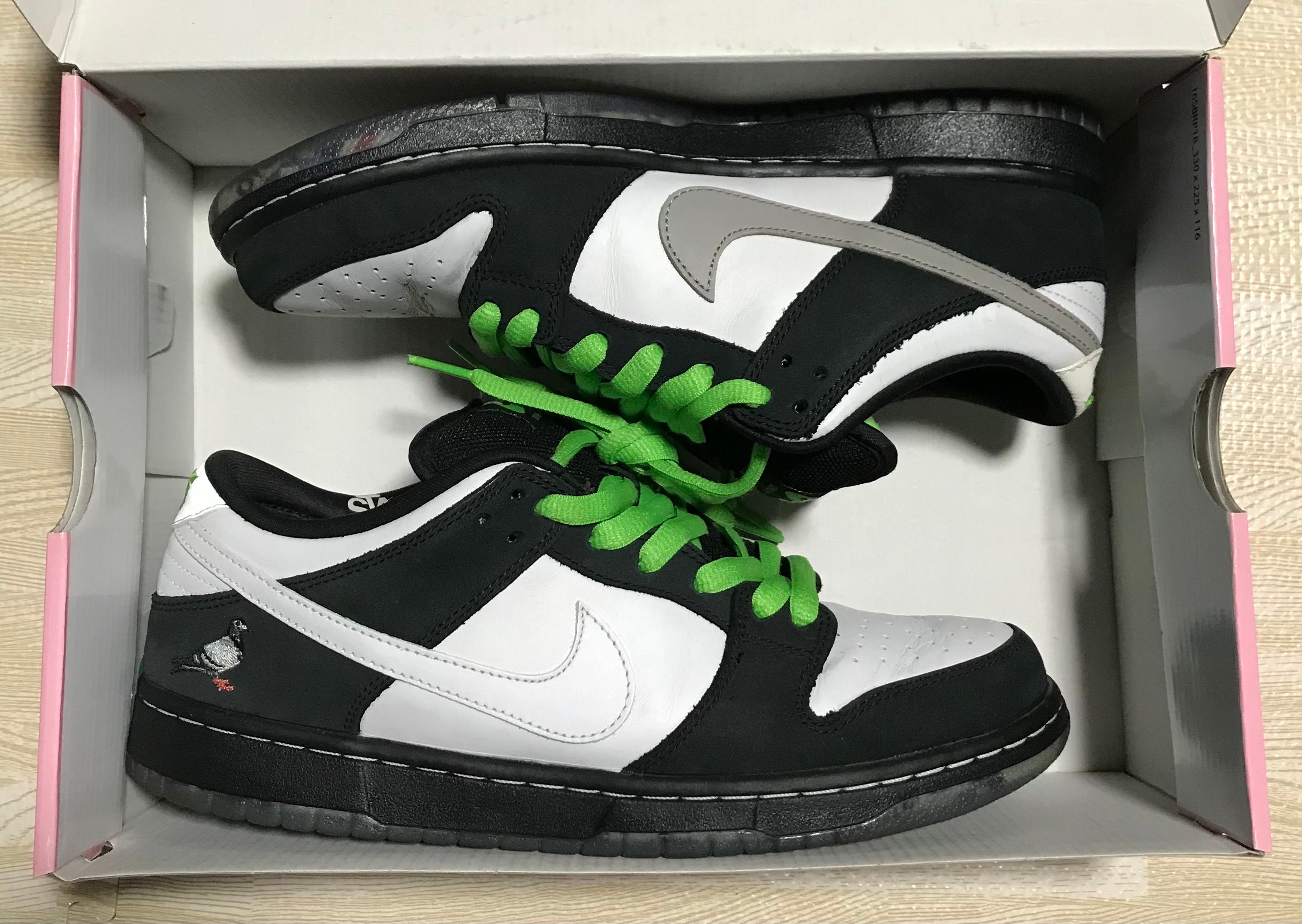 STAPLE × Nike SB Dunk Low "Pigeon Black/White"