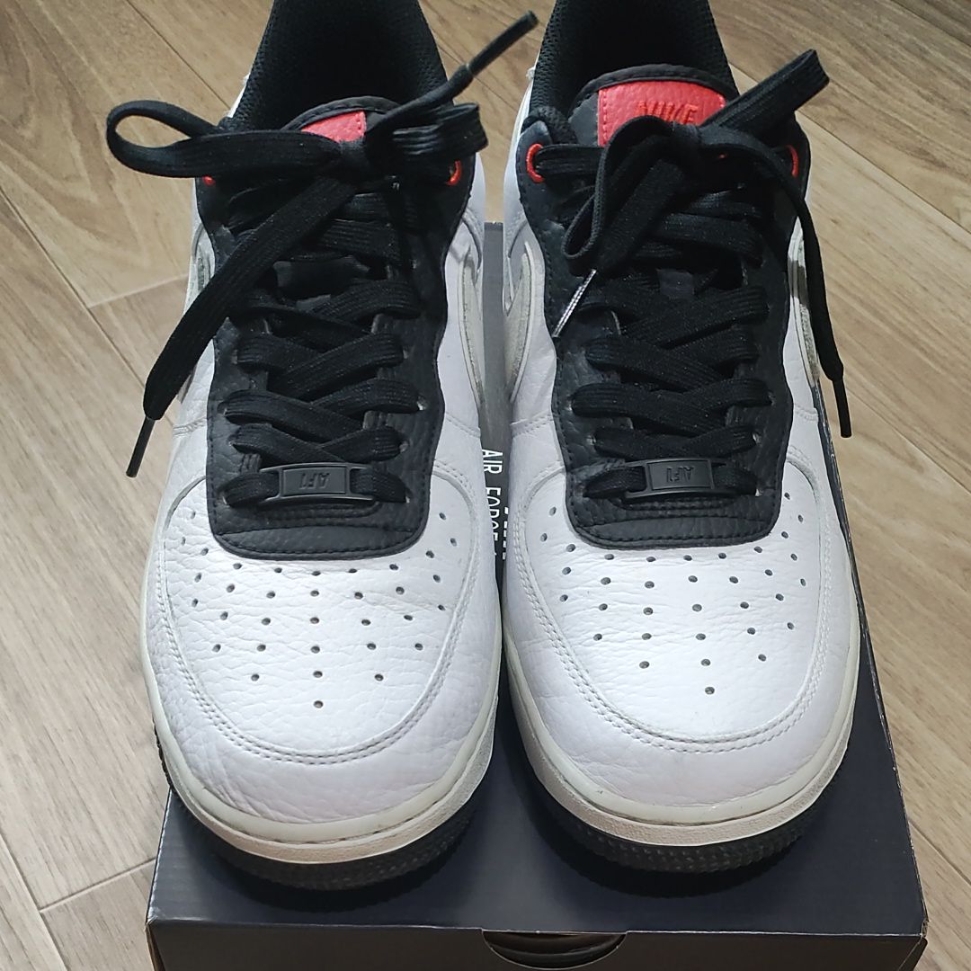 Nike Air Force 1 Low '07 LX "White/Chile Red"