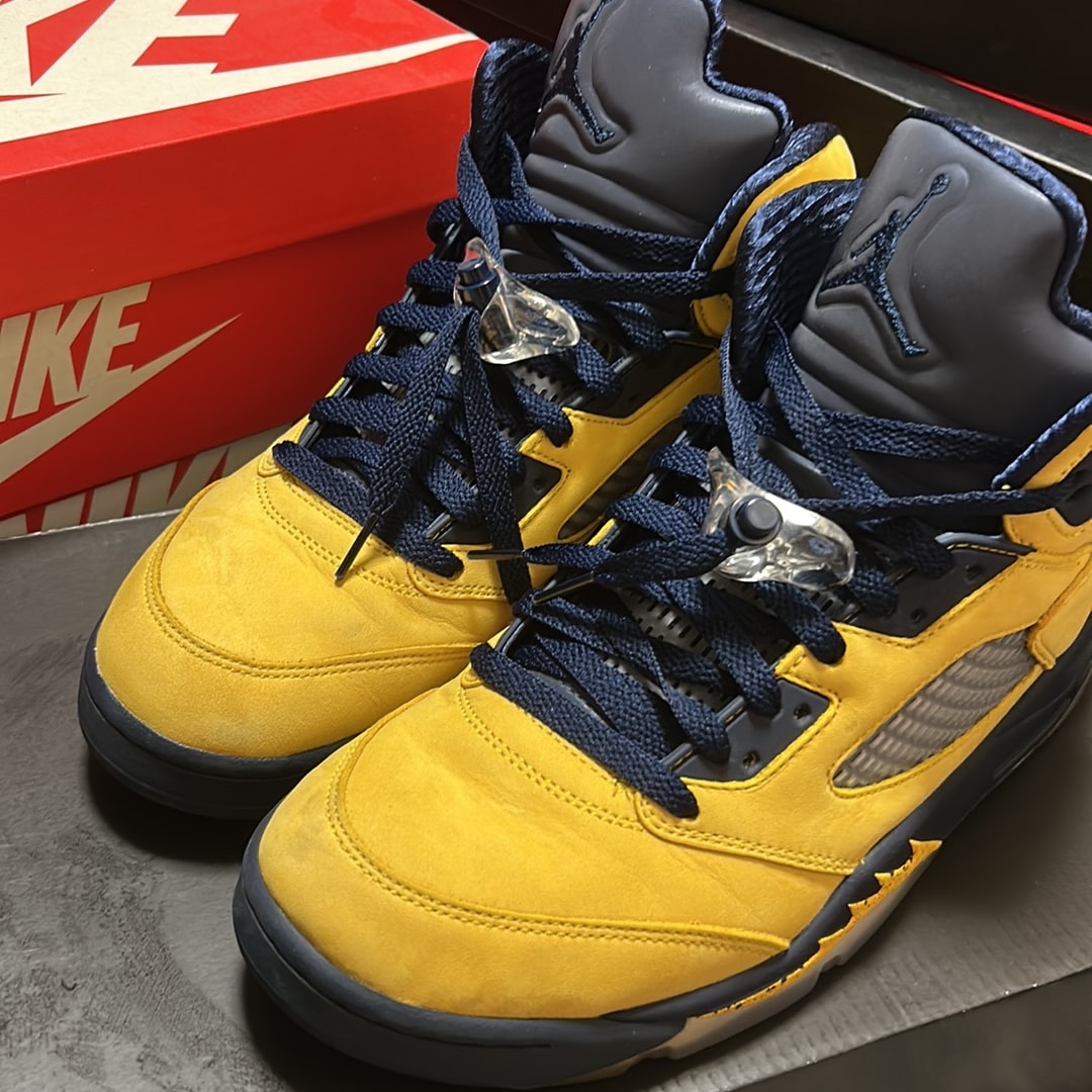 Nike Air Jordan 5 "Michigan"