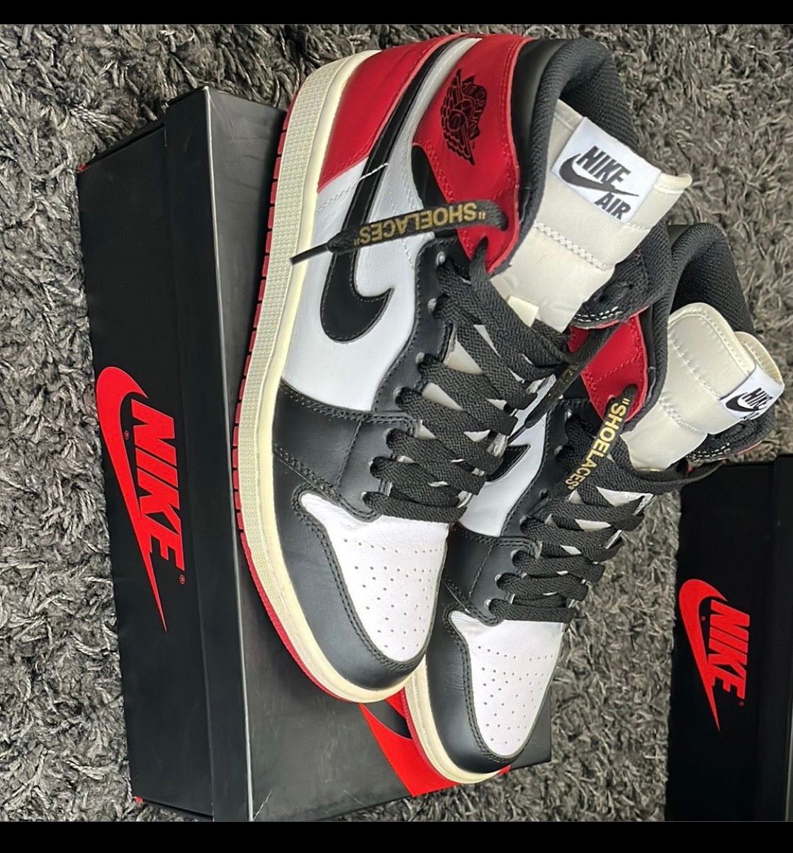 Nike Air Jordan 1 Retro High OG "Black Toe" (2013)