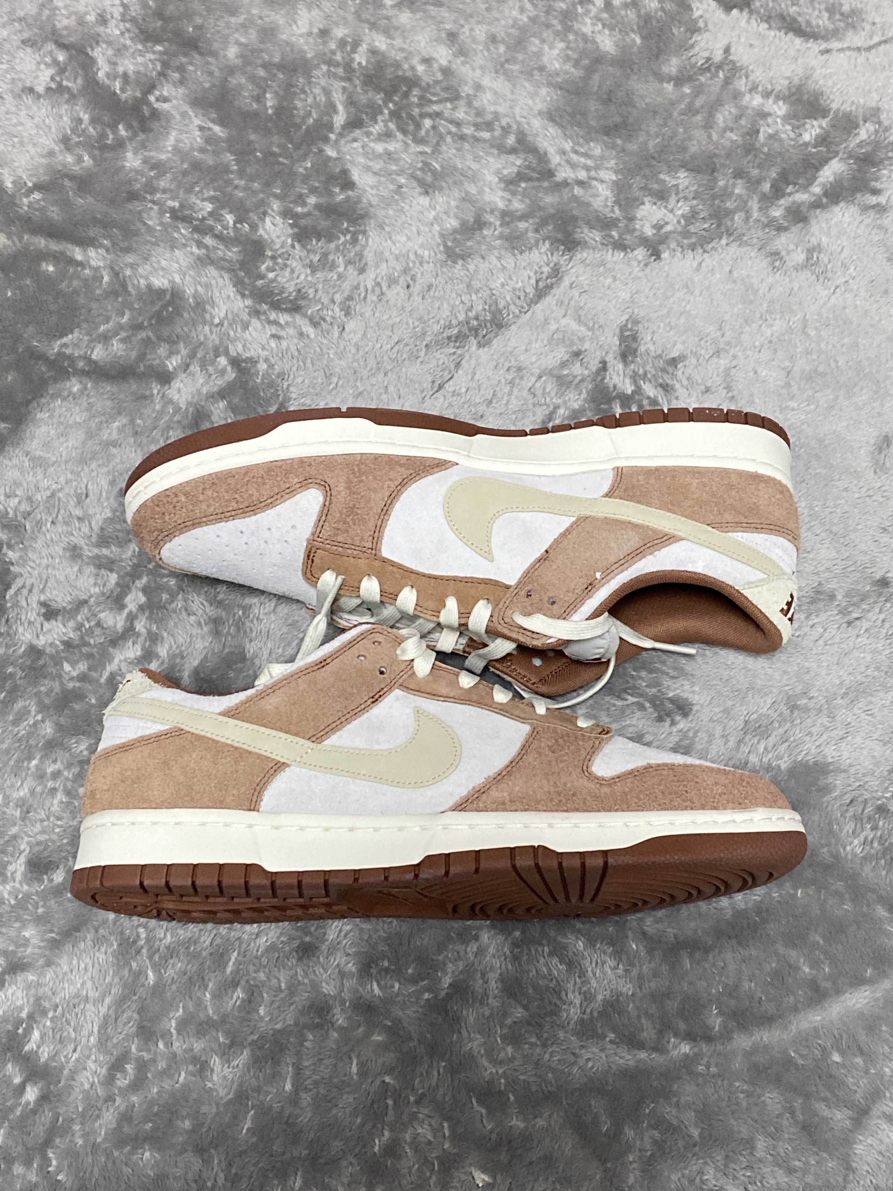 Nike Dunk Low PRM "Medium Curry"