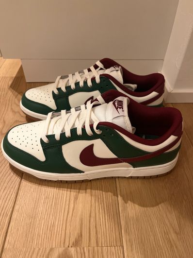 Nike Dunk Low "Gorge Green"