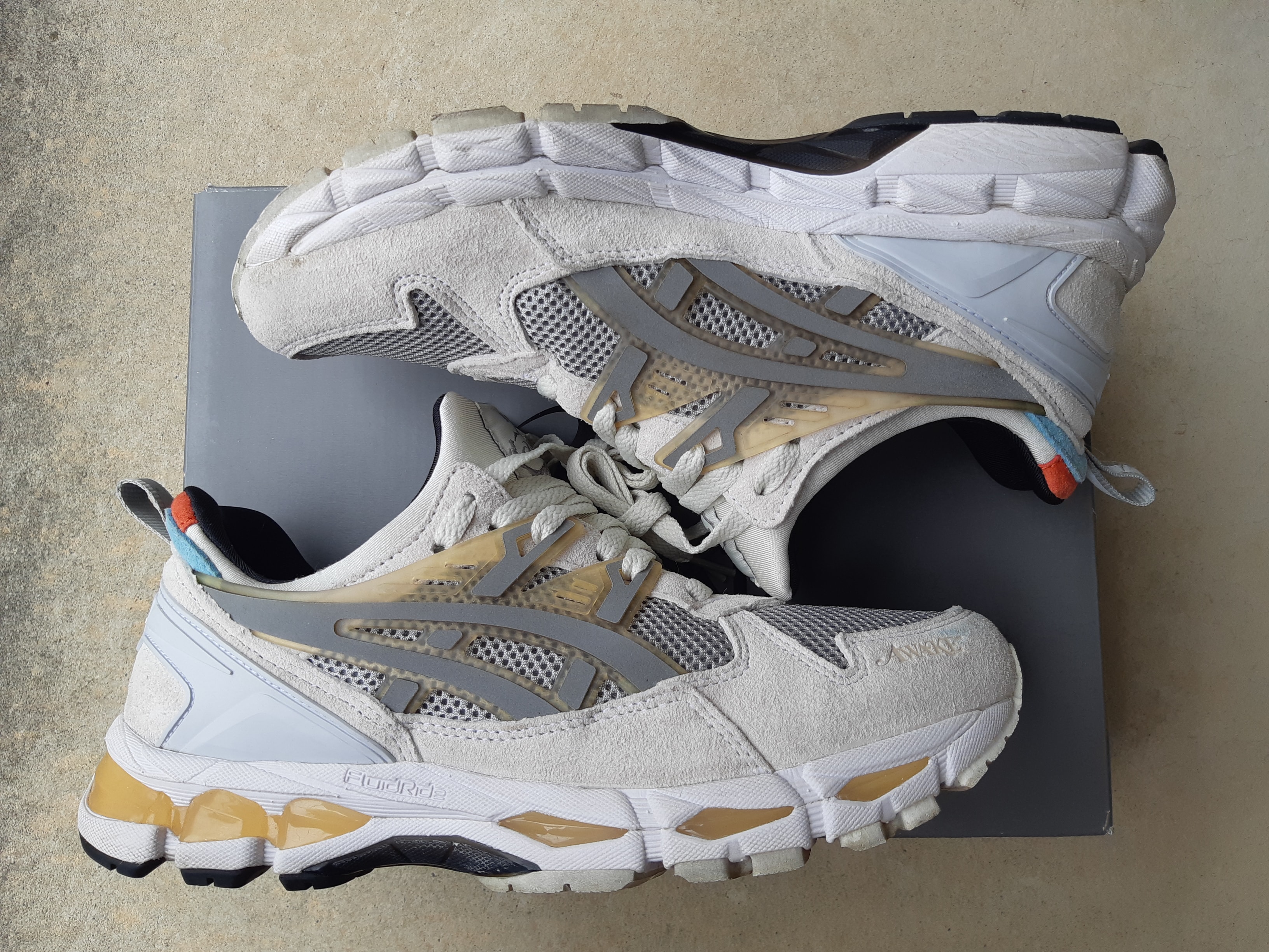 Awake NY × Asics Gel-Kayano Trainer 21 "Cool Grey"