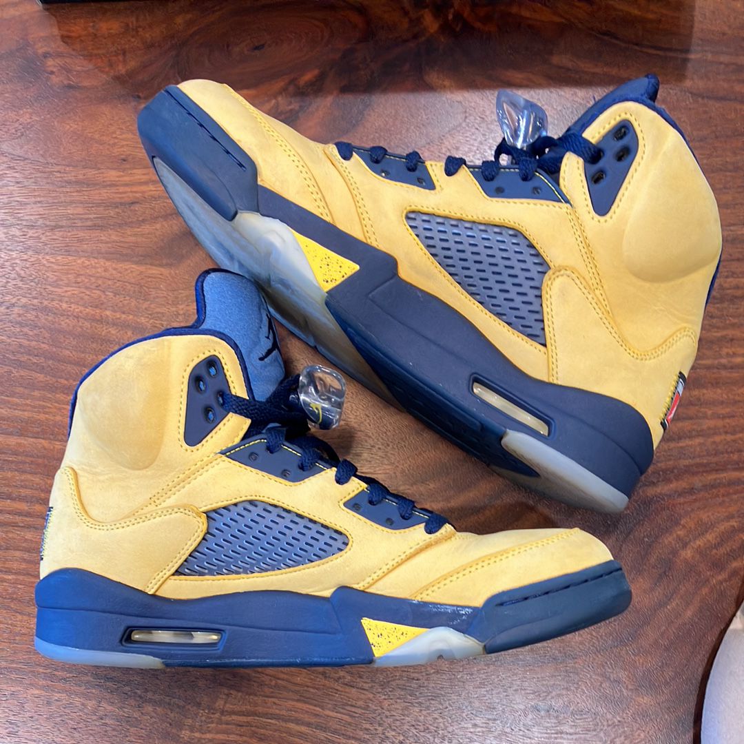 NIKE AIR JORDAN 5 "MICHIGAN"