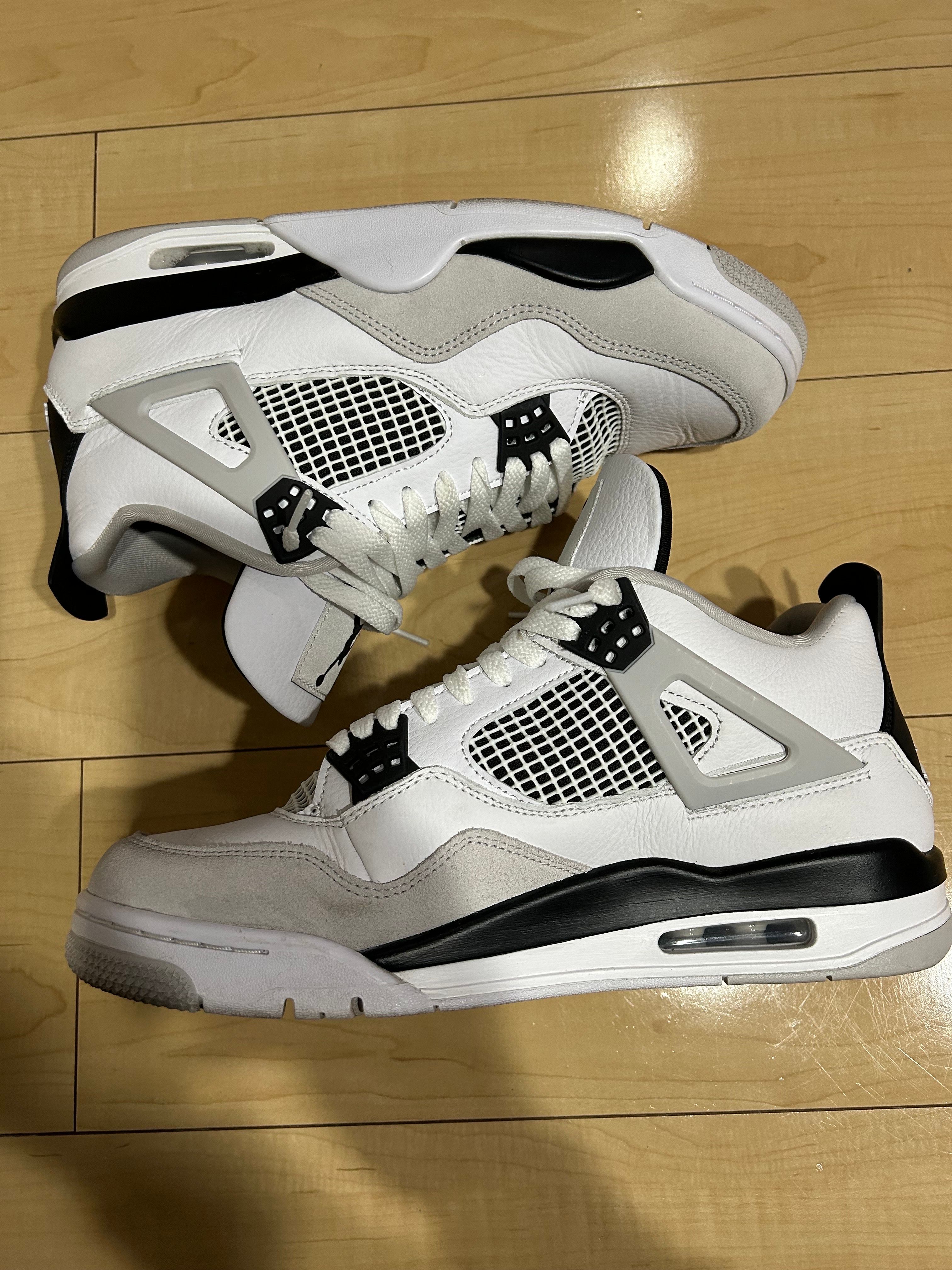 Nike Air Jordan 4 "Military Black"
