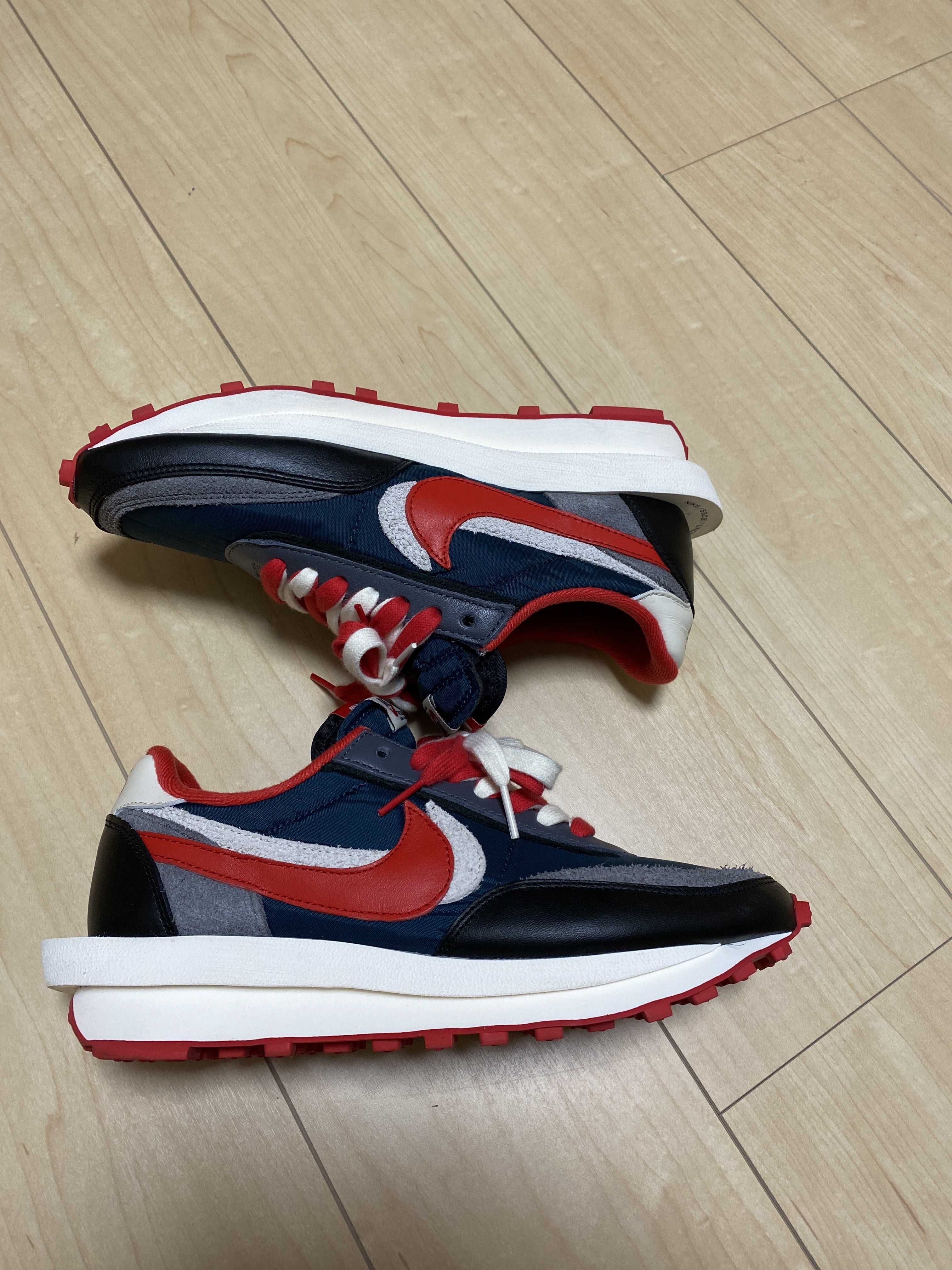 UNDERCOVER × sacai × Nike LD Waffle "Midnight Spruce/Pale Ivory-Dark Grey-University Red"