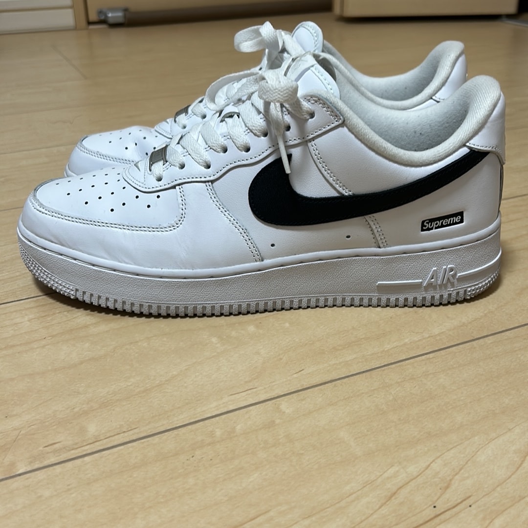 Supreme × Nike Air Force 1 Low "White/Black"