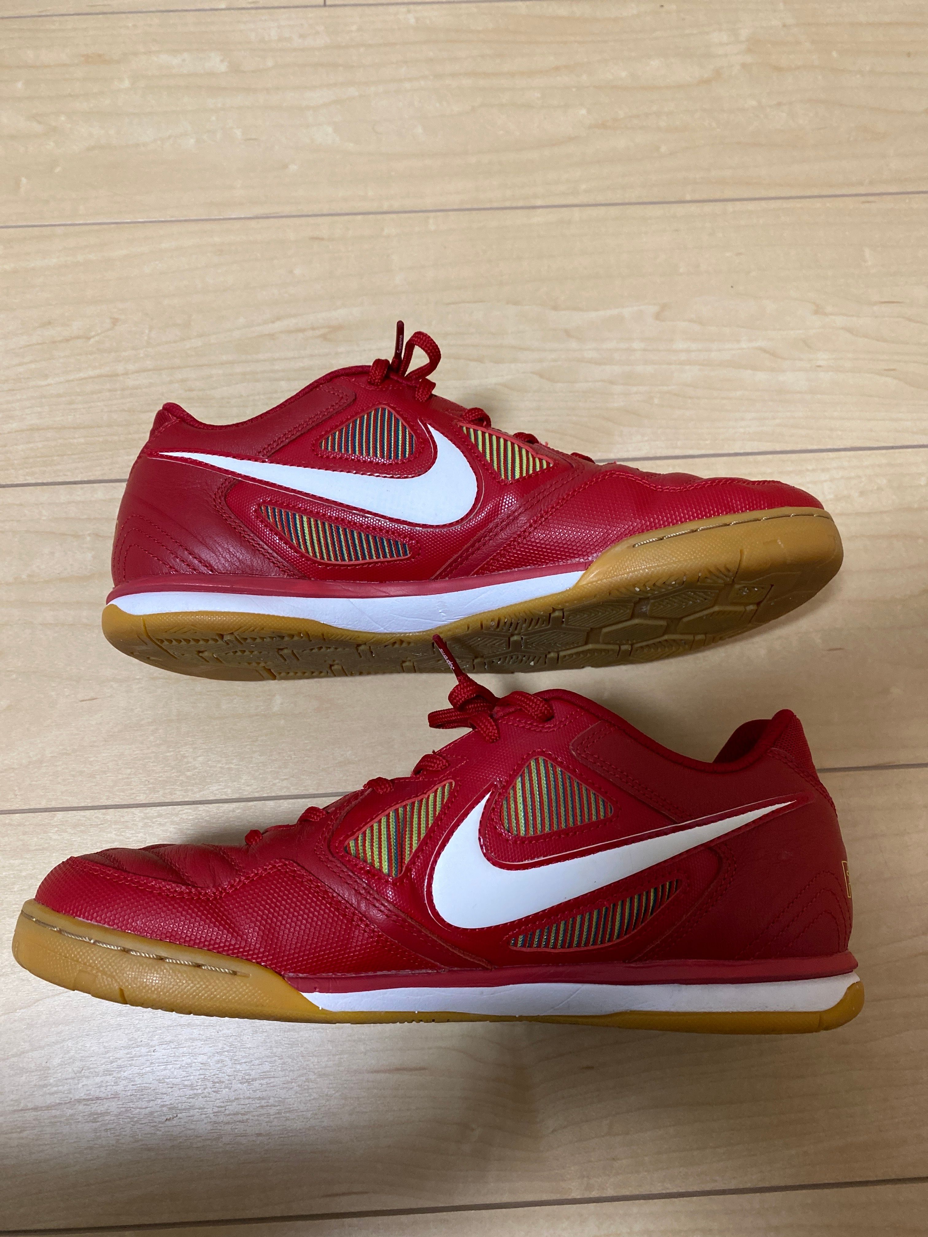 Supreme × Nike SB Luner Gato "Red"