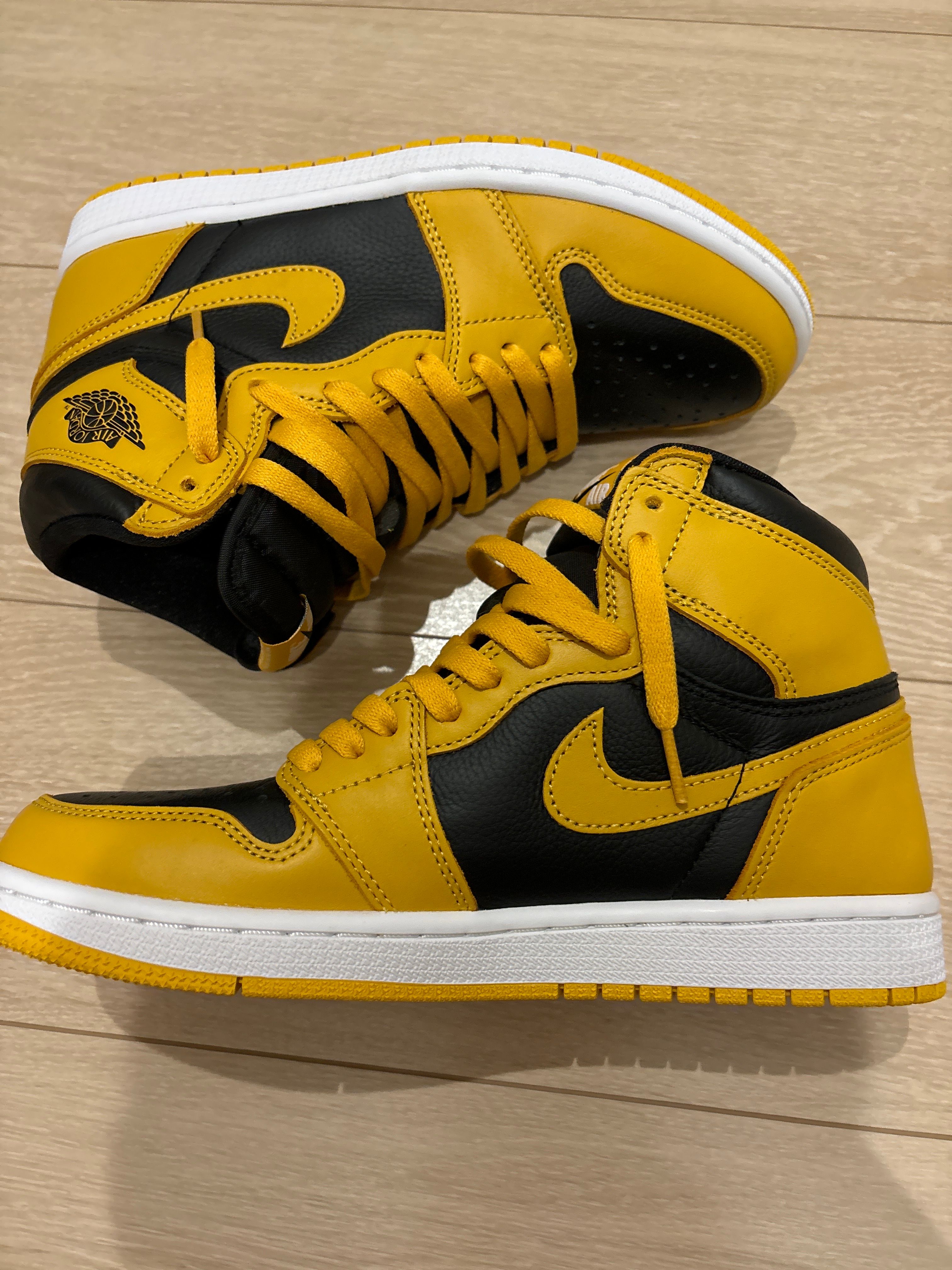 Nike Air Jordan 1 High OG "Pollen" 