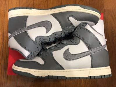 Nike Dunk High Retro SE Vintage "Light Bone and Tumbled Grey"