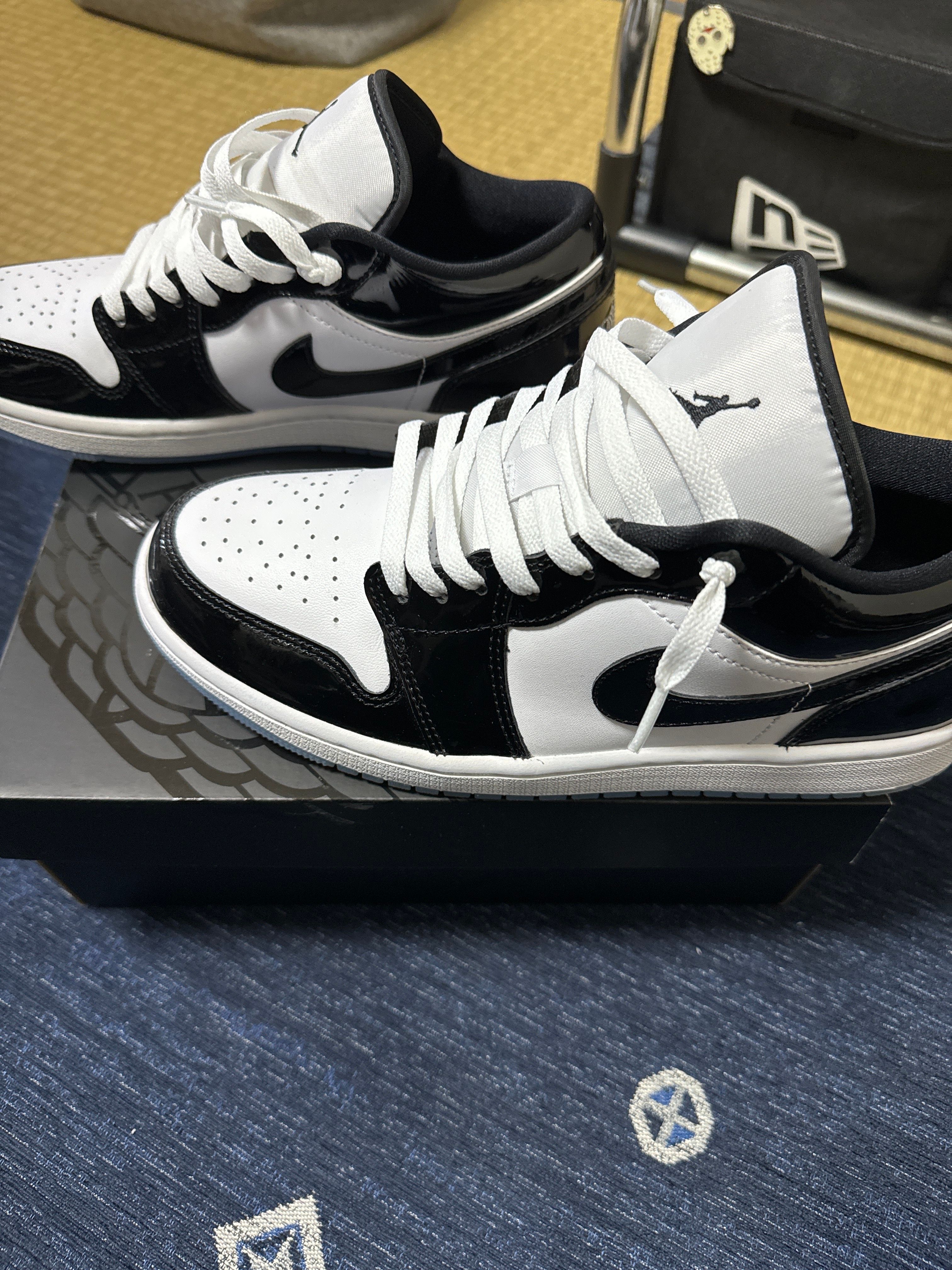 Nike Air Jordan 1 Low "Concord"