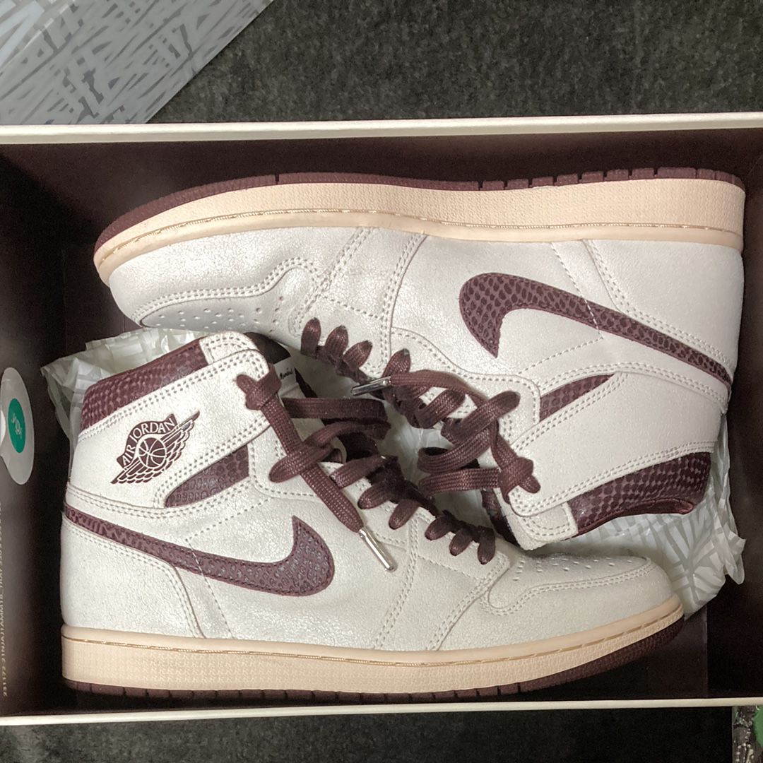 A Ma Maniere × Nike Air Jordan 1 Retro High OG "Sail and Burgundy"