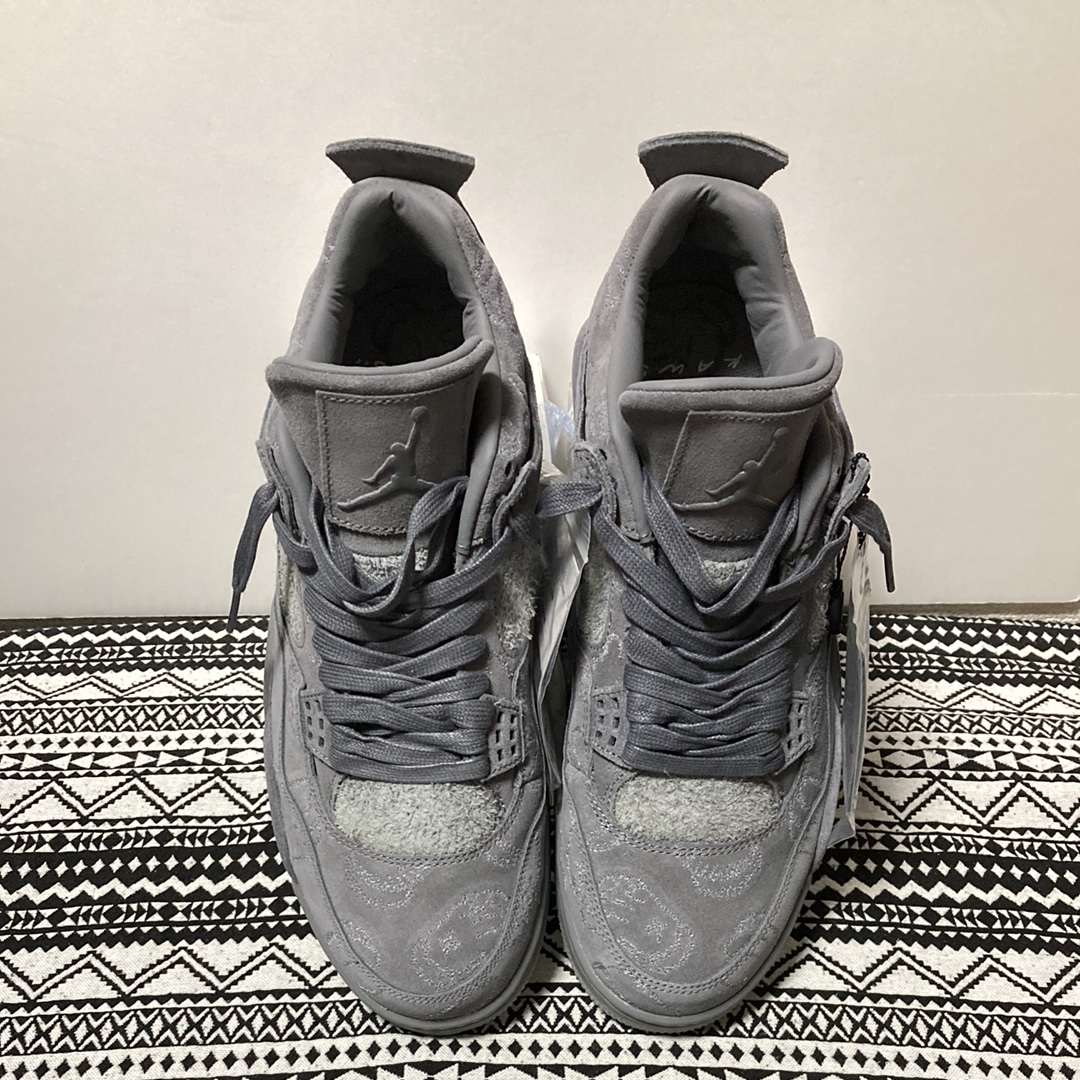 KAWS × Nike Air Jordan 4 Retro "Grey"
