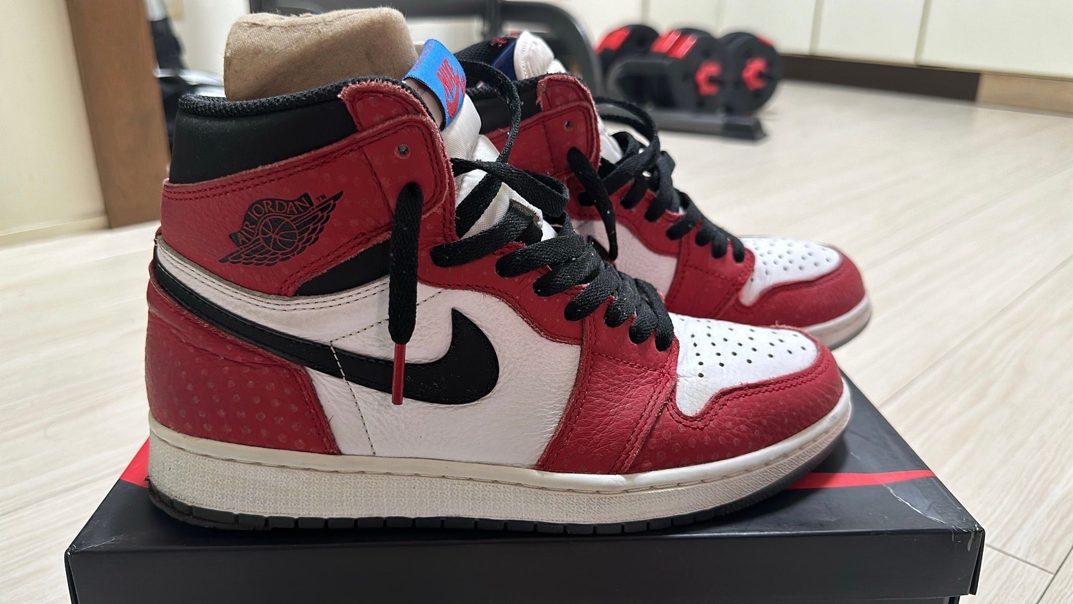 Spiderman × Nike Air Jordan 1 Origin Story 