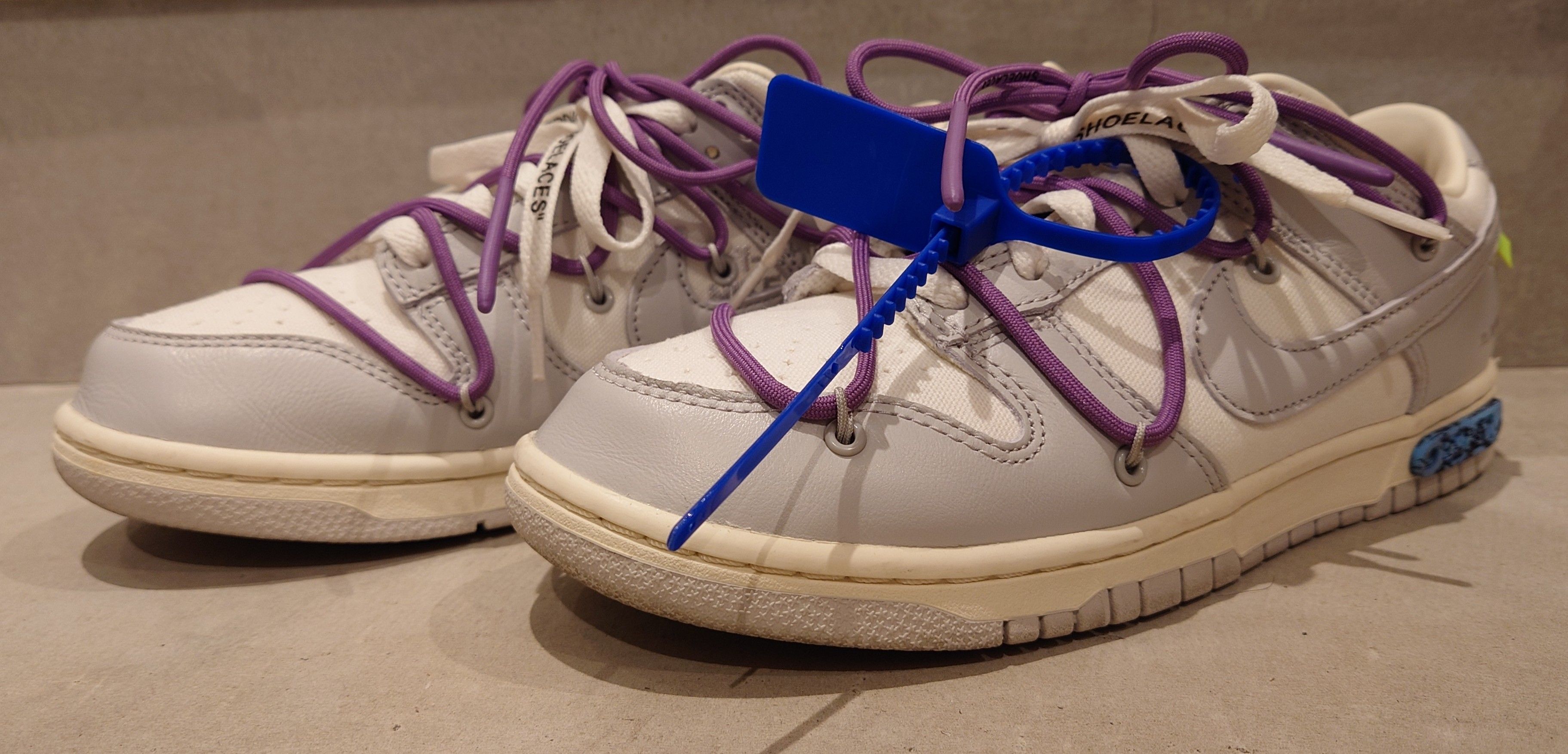 Off-White × Nike Dunk Low 1 of 50 "Lot.48" 