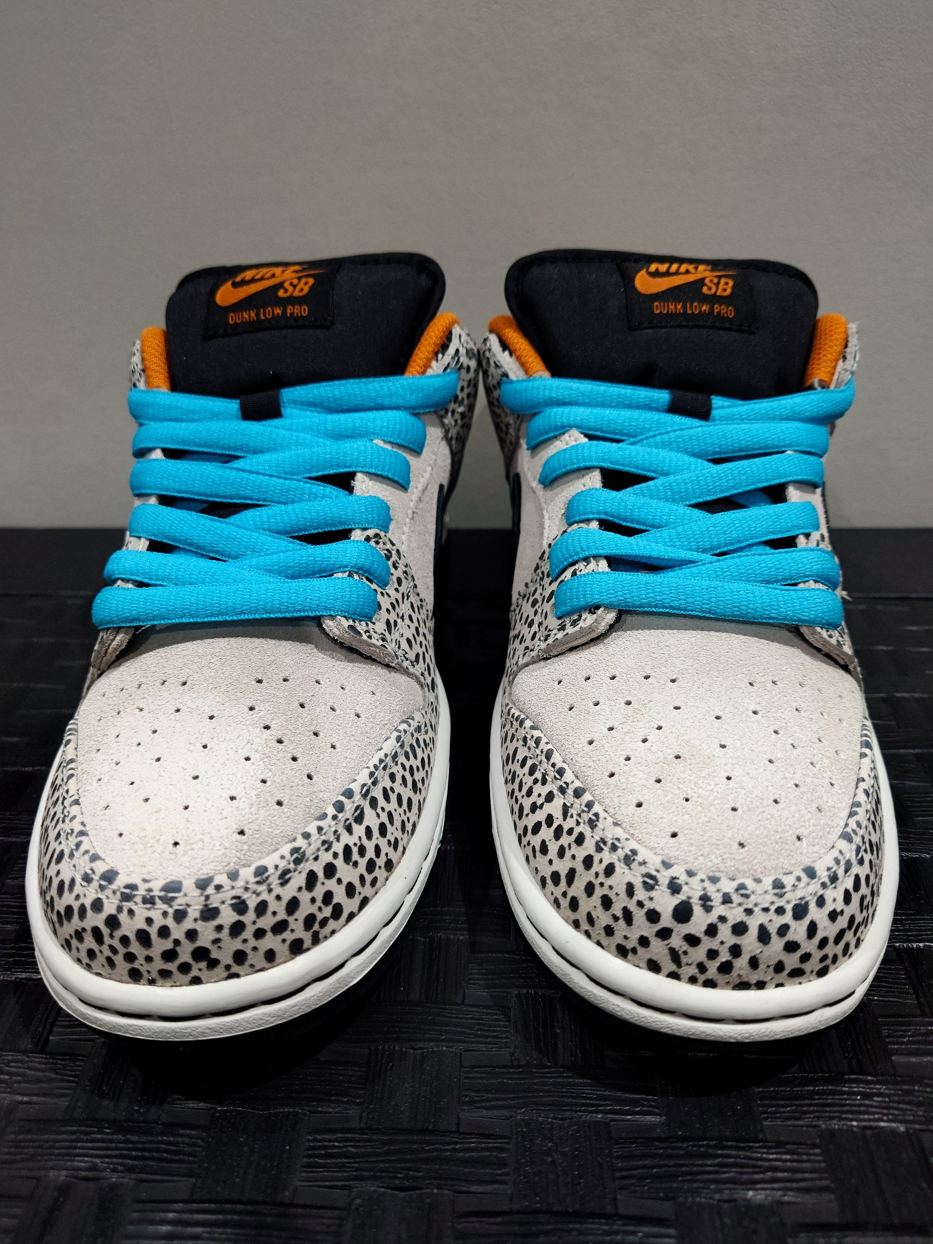Nike SB Dunk Low Pro Electric Safari "Phantom and Black"