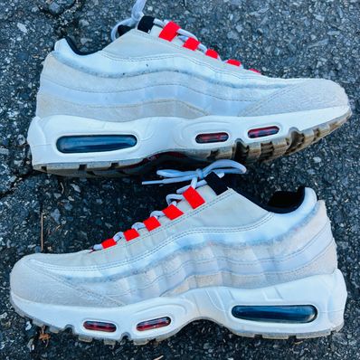 Nike Air Max 95 SE "Light Bone/Habanero Red Black-Ghost Green-Phantom Sail"