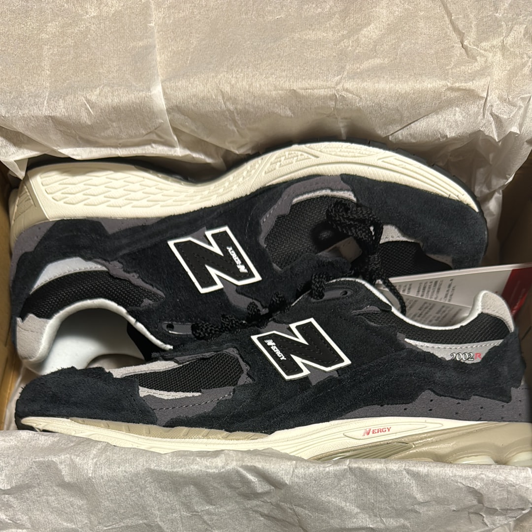 New Balance 2002R Protection Pack "Black"