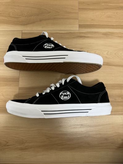 Supreme × Vans Sid "Black"