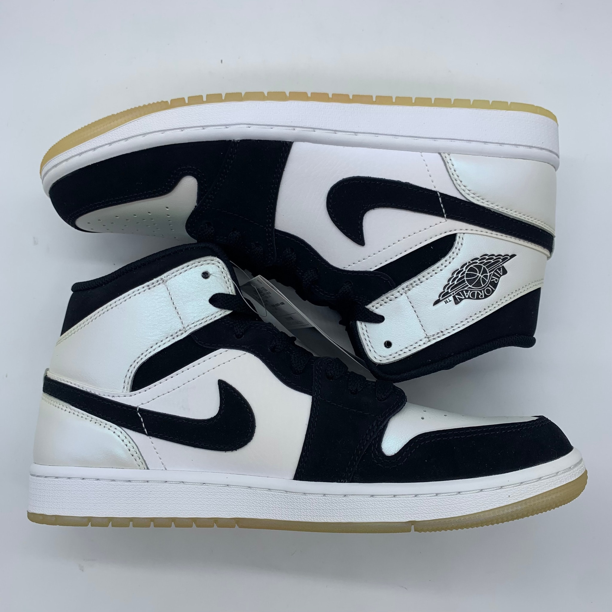 Nike Air Jordan 1 Mid "Omega/Black/White"