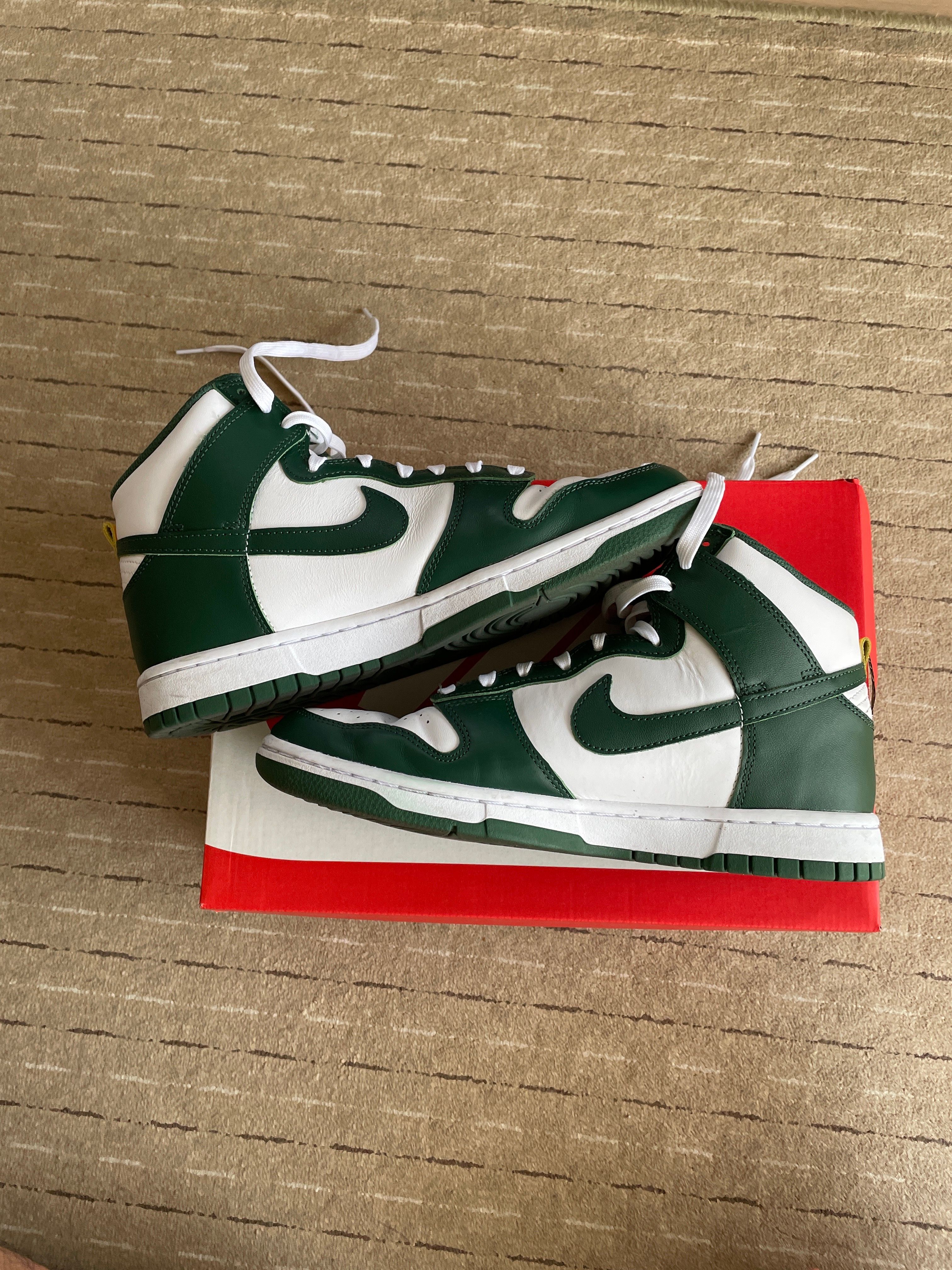 Nike Dunk High "Noble Green"