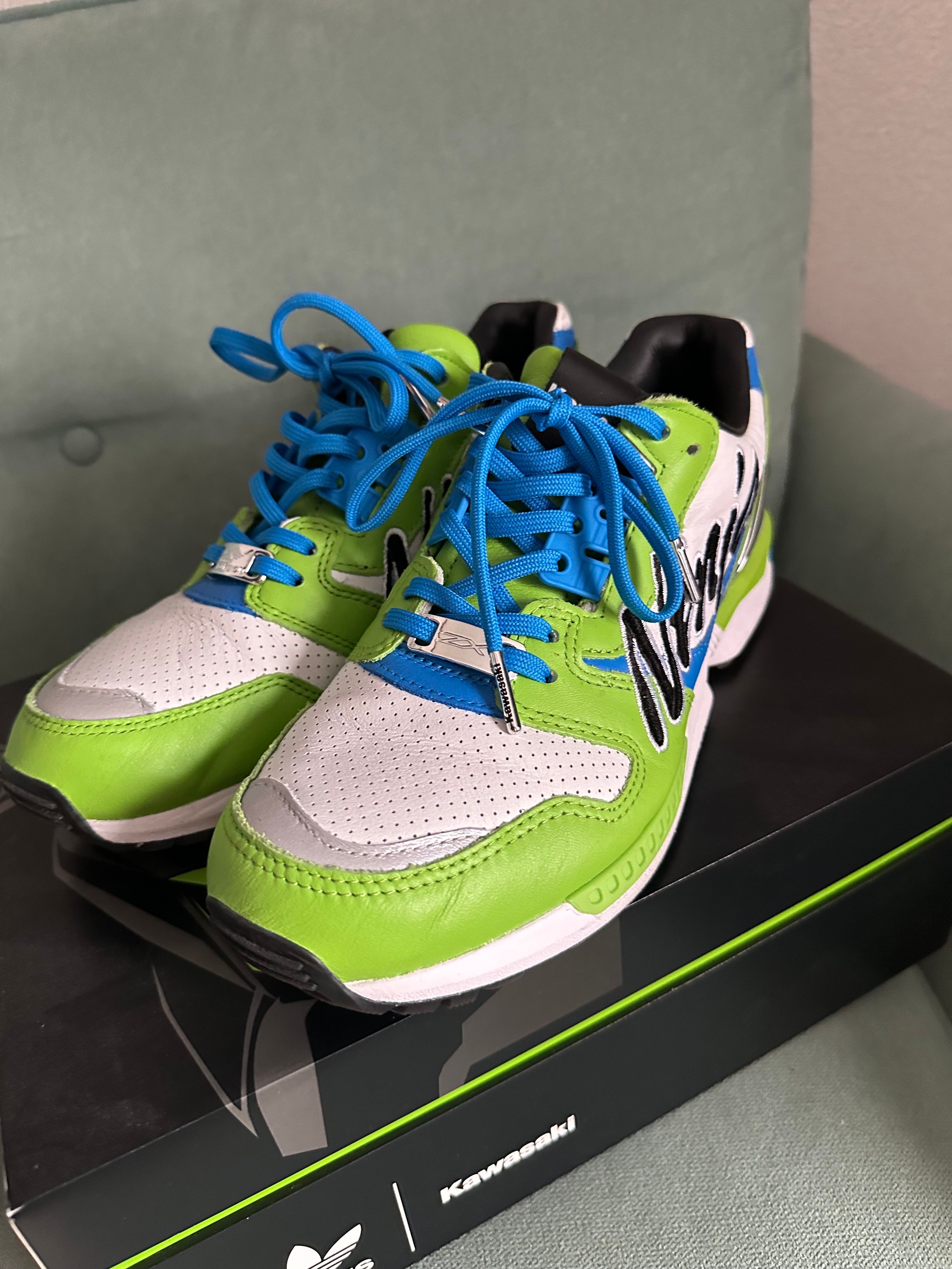 KAWASAKI × adidas ZX 8000 "Ninja/Semi Solar Green"