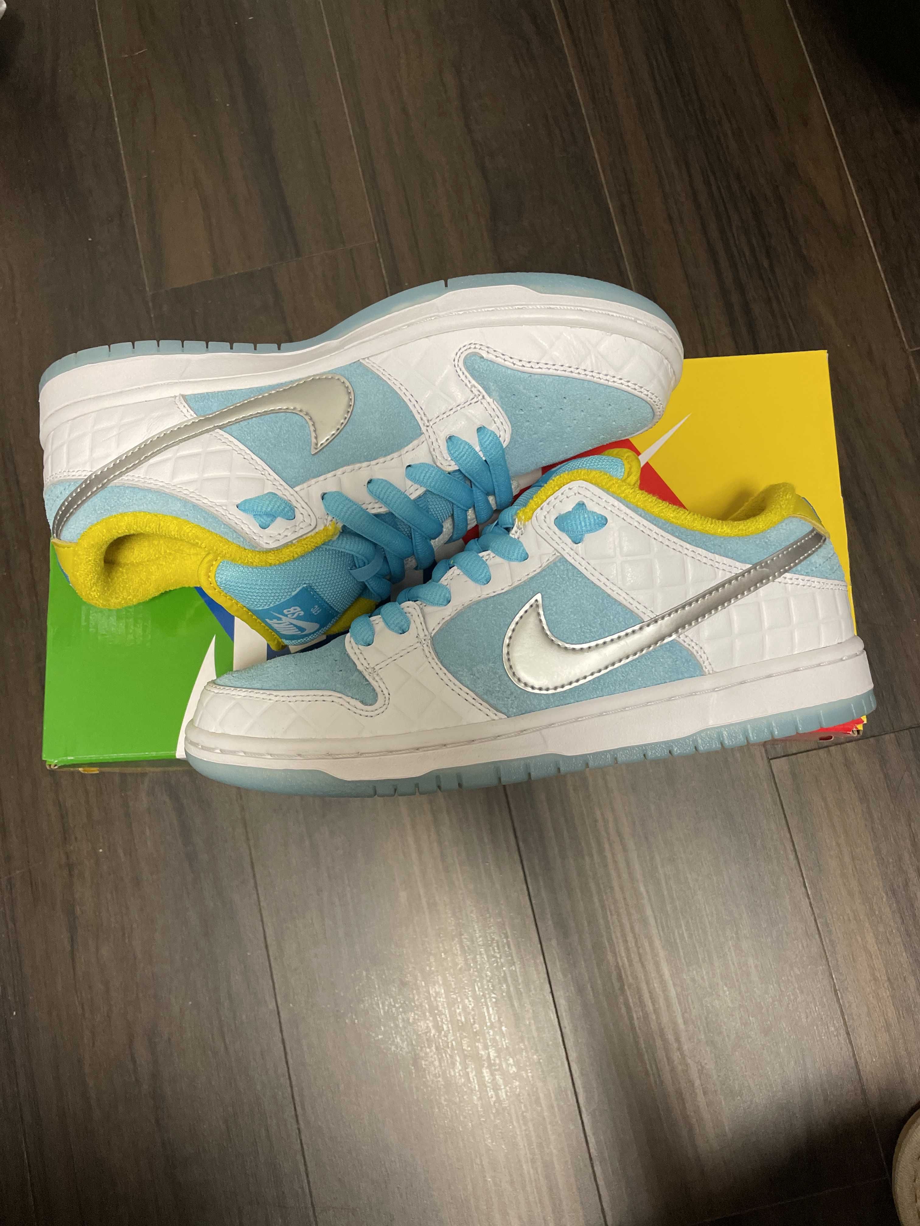 FTC × Nike SB Dunk Low "White/Blue"