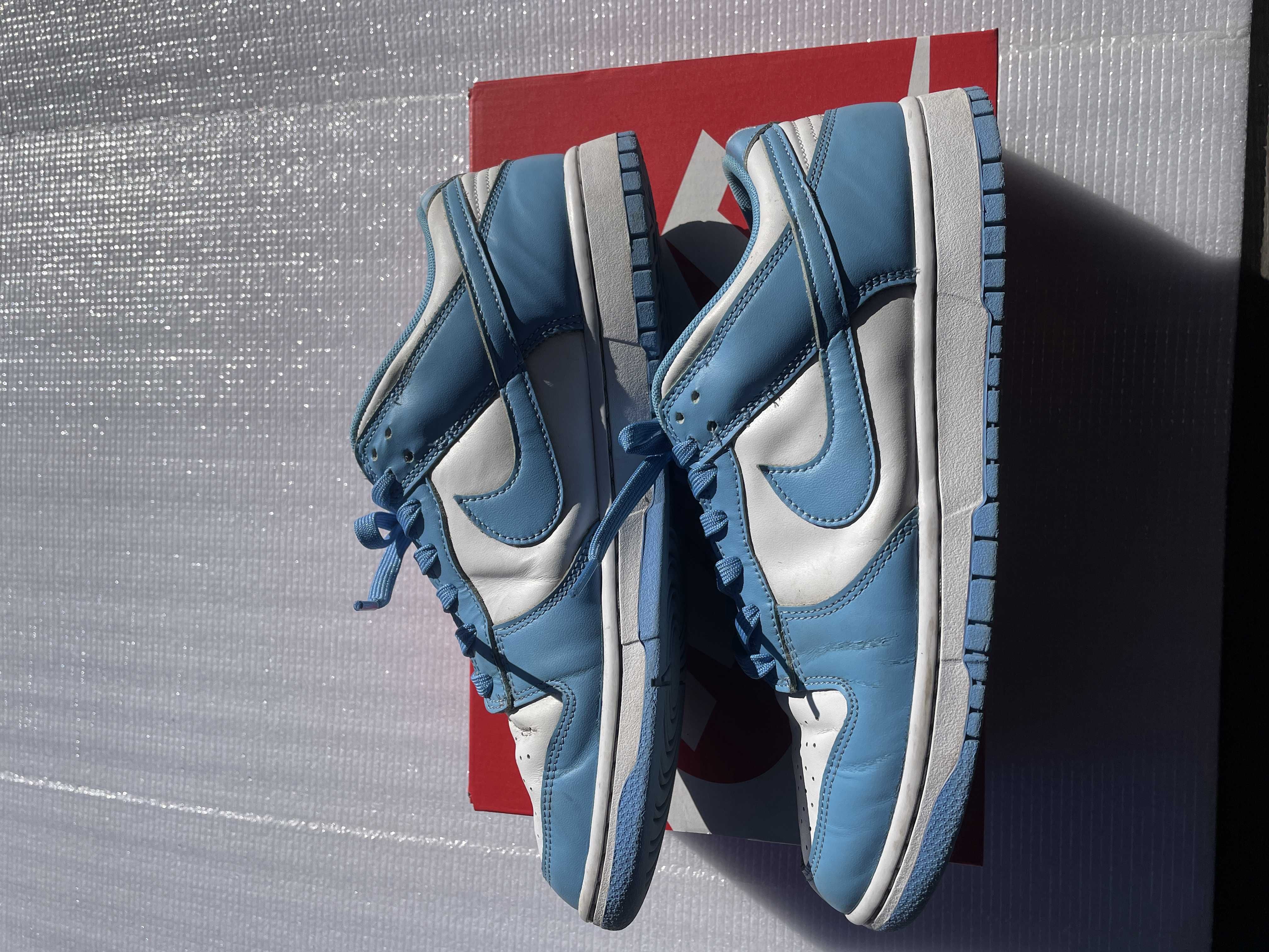 Nike Dunk Low "University Blue"