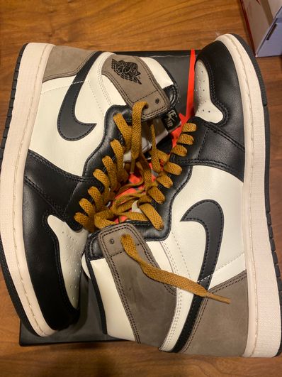 Nike Air Jordan 1 High OG "Sail/Dark Mocha/Black"