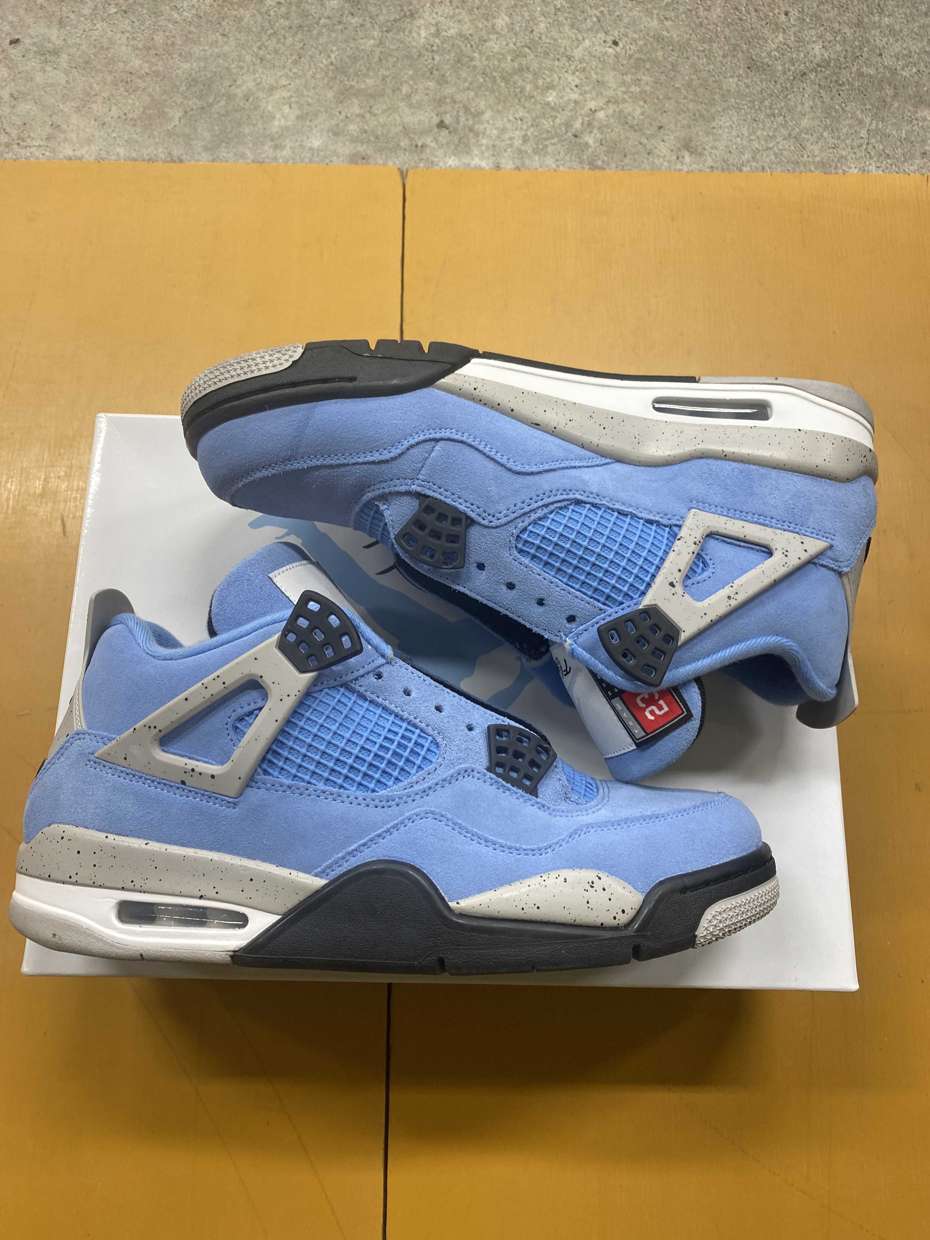 Nike Air Jordan 4 "University Blue"