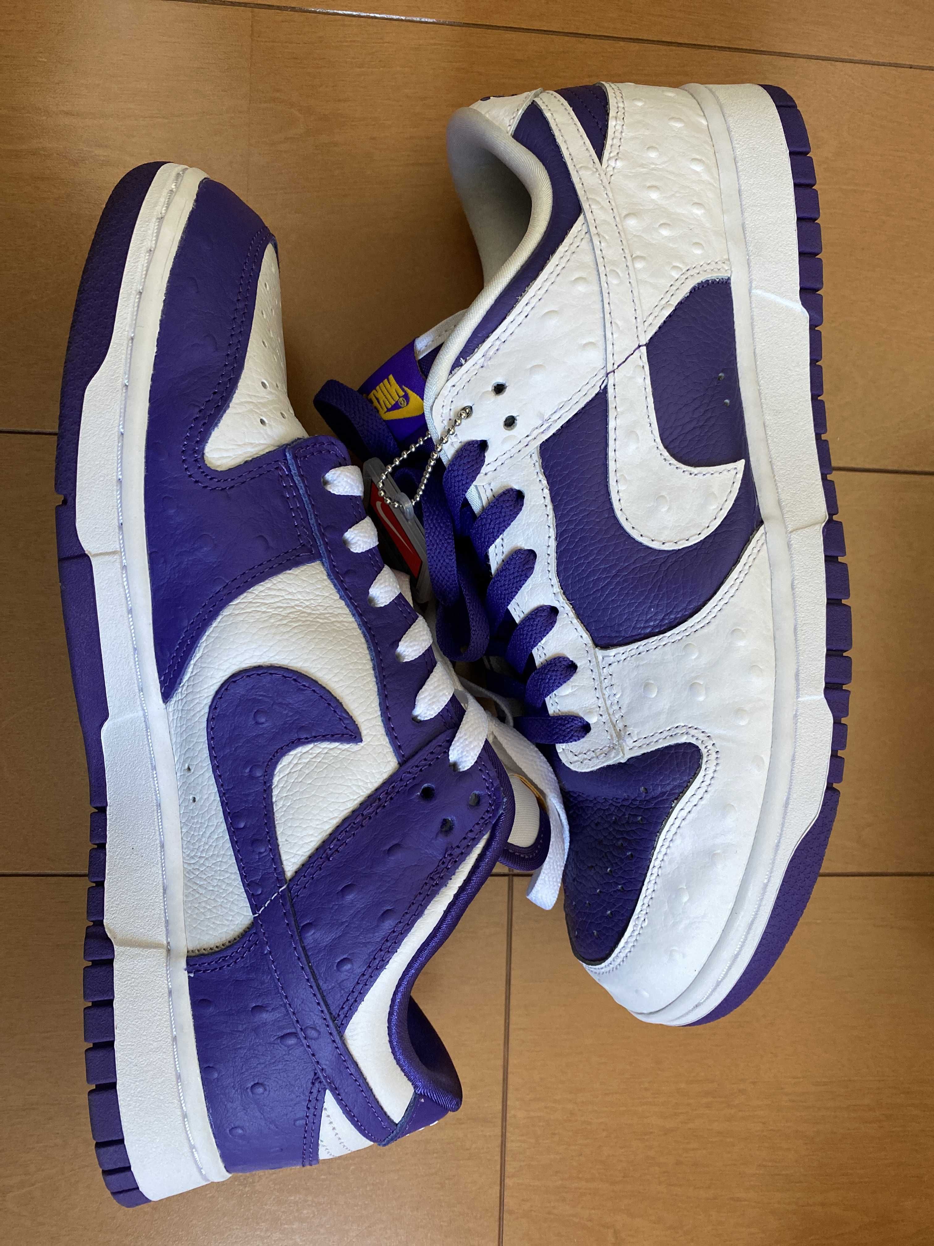 Nike Women's Dunk Low "Made You Look"