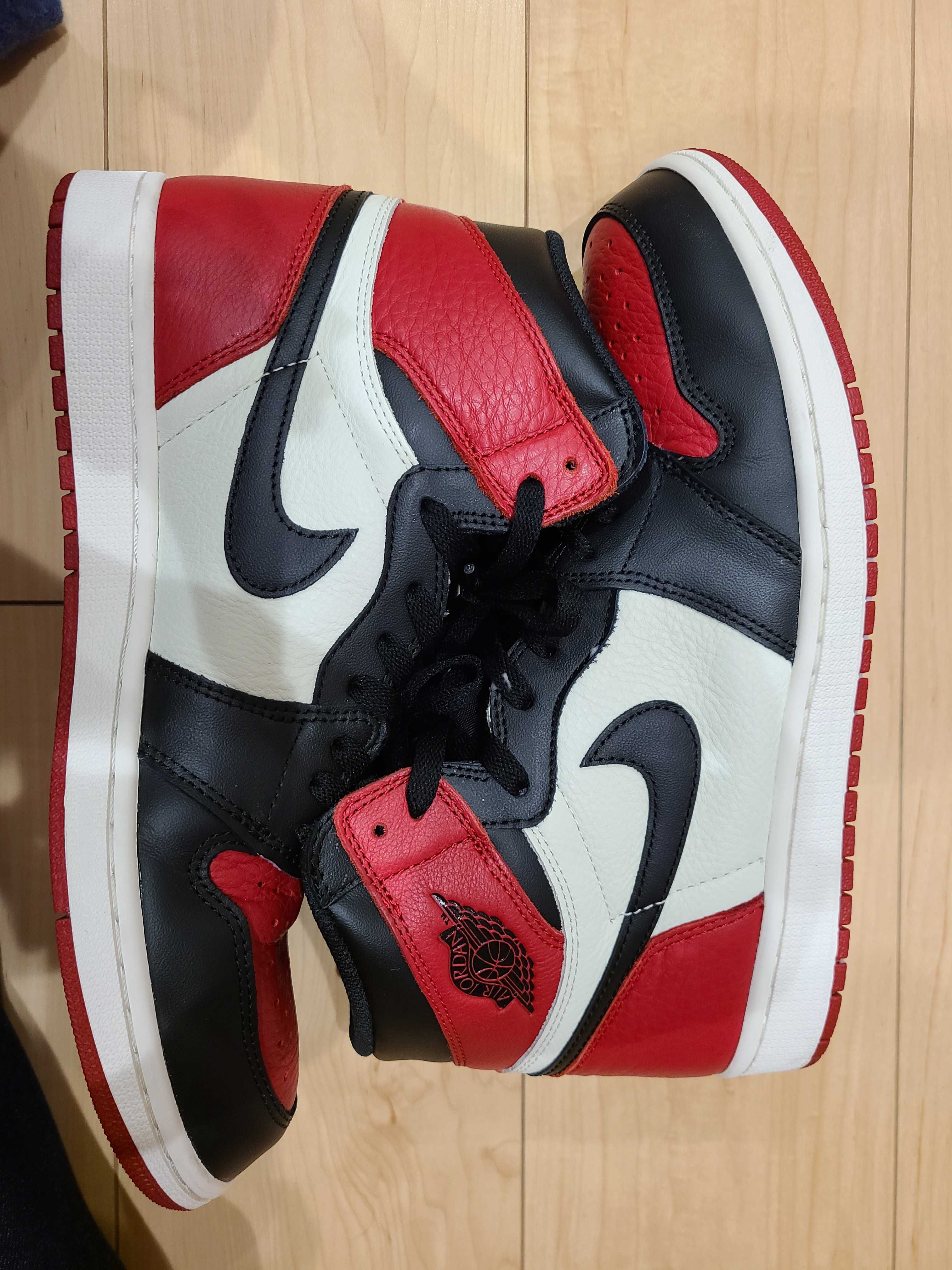 Nike Air Jordan 1 Retro High OG "Bred Toe"