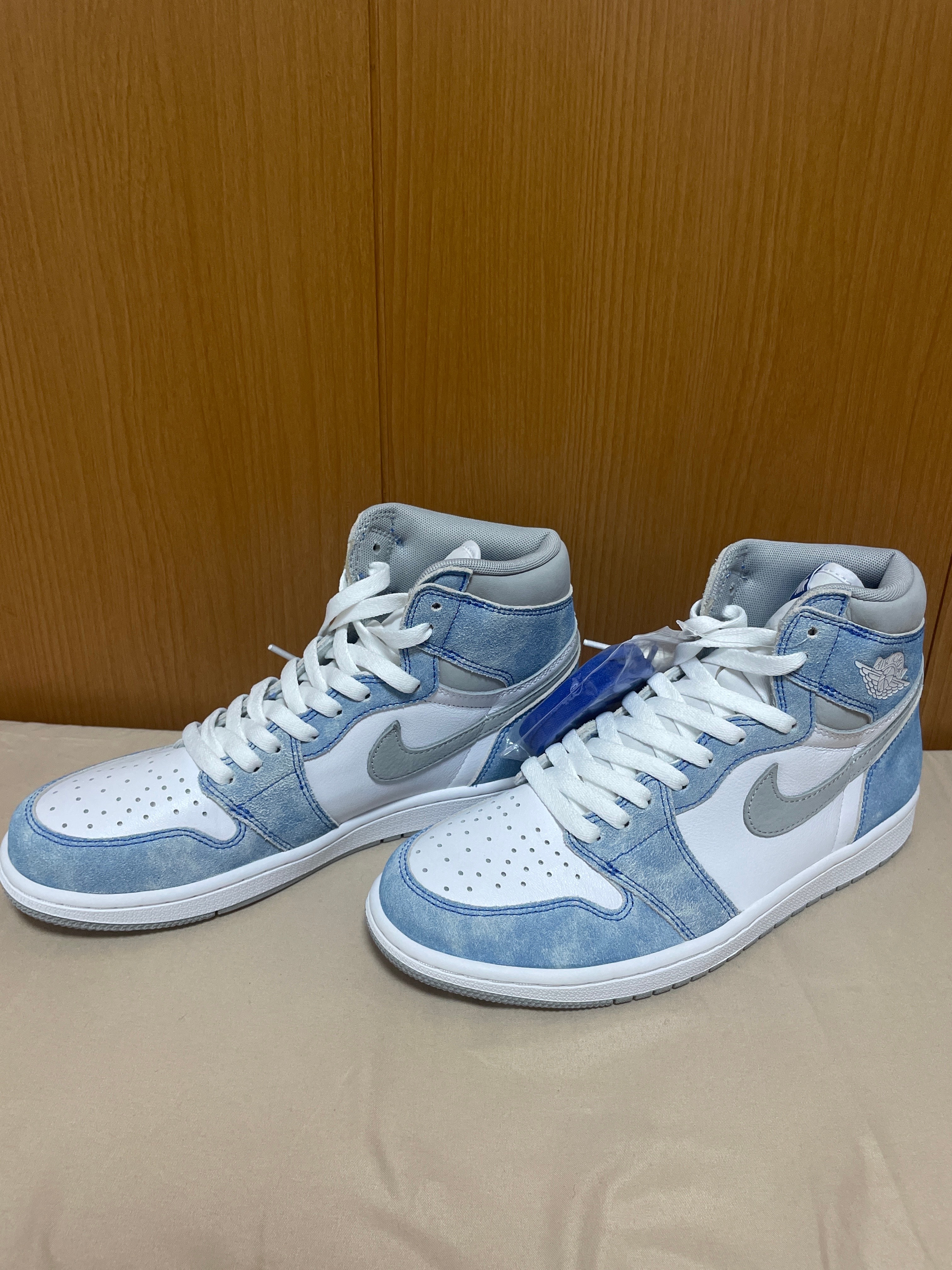 Nike Air Jordan 1 High OG "Hyper Royal"