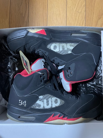 Supreme × Nike Air Jordan 5 Retro "Black"