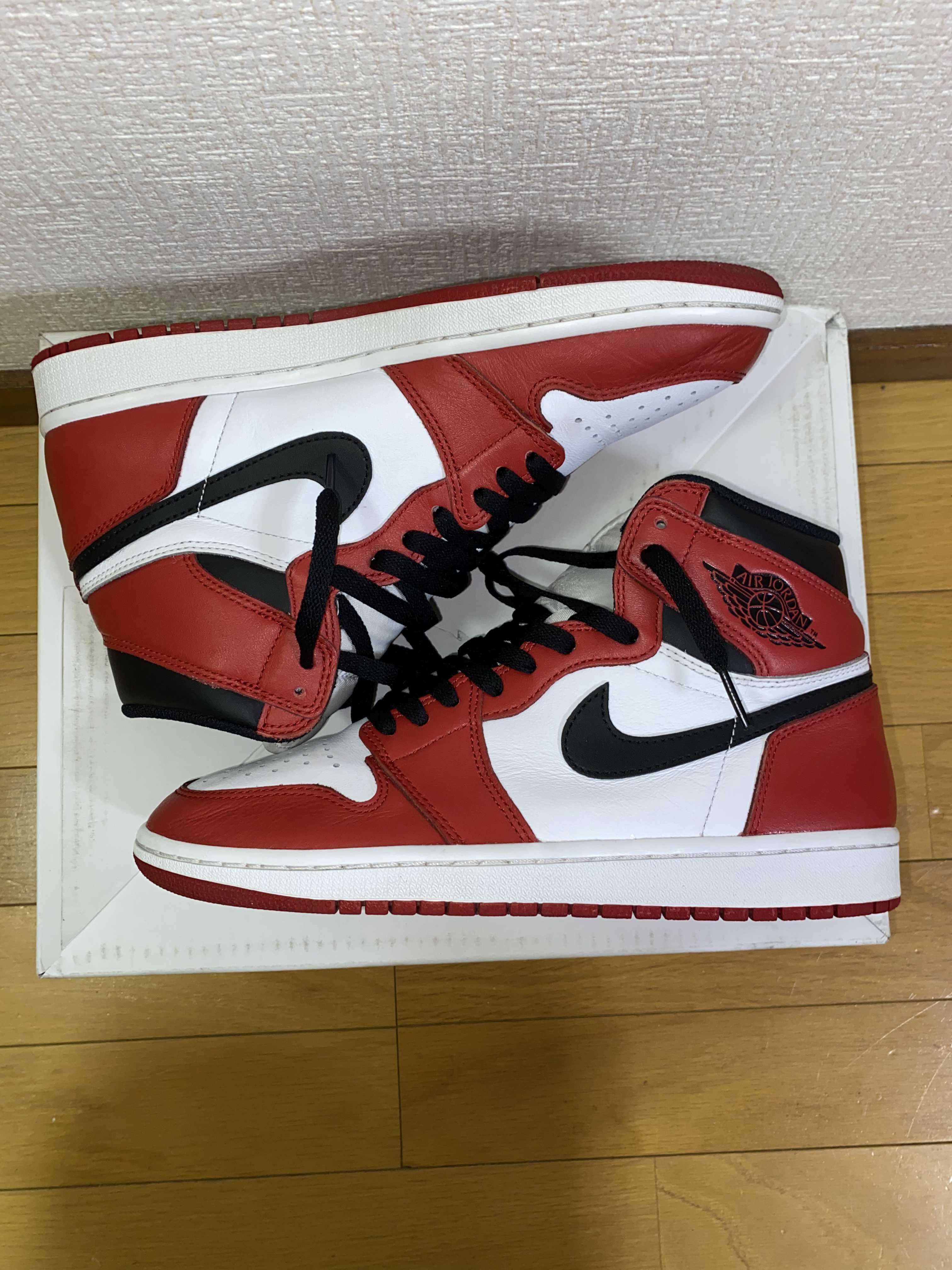 Nike Air Jordan 1 Retro High "Chicago" (2015)