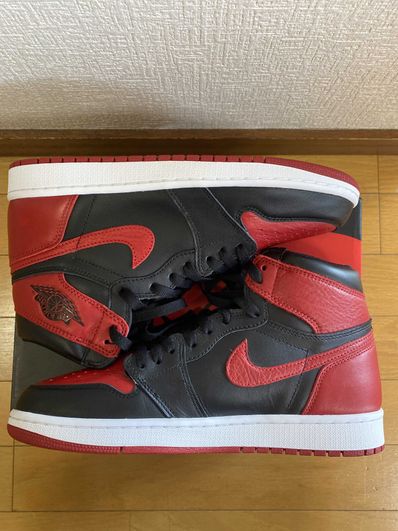 Nike Air Jordan 1 Retro High OG "Bred/Banned" (2016)