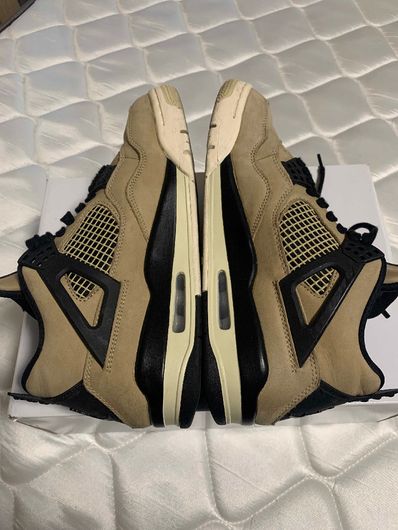 Nike Women's Air Jordan 4 "Mushroom"