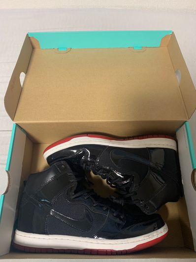 Nike SB Dunk High "Bred"