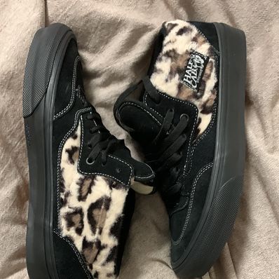 Supreme × Vans Leopard Half Cab "Black"