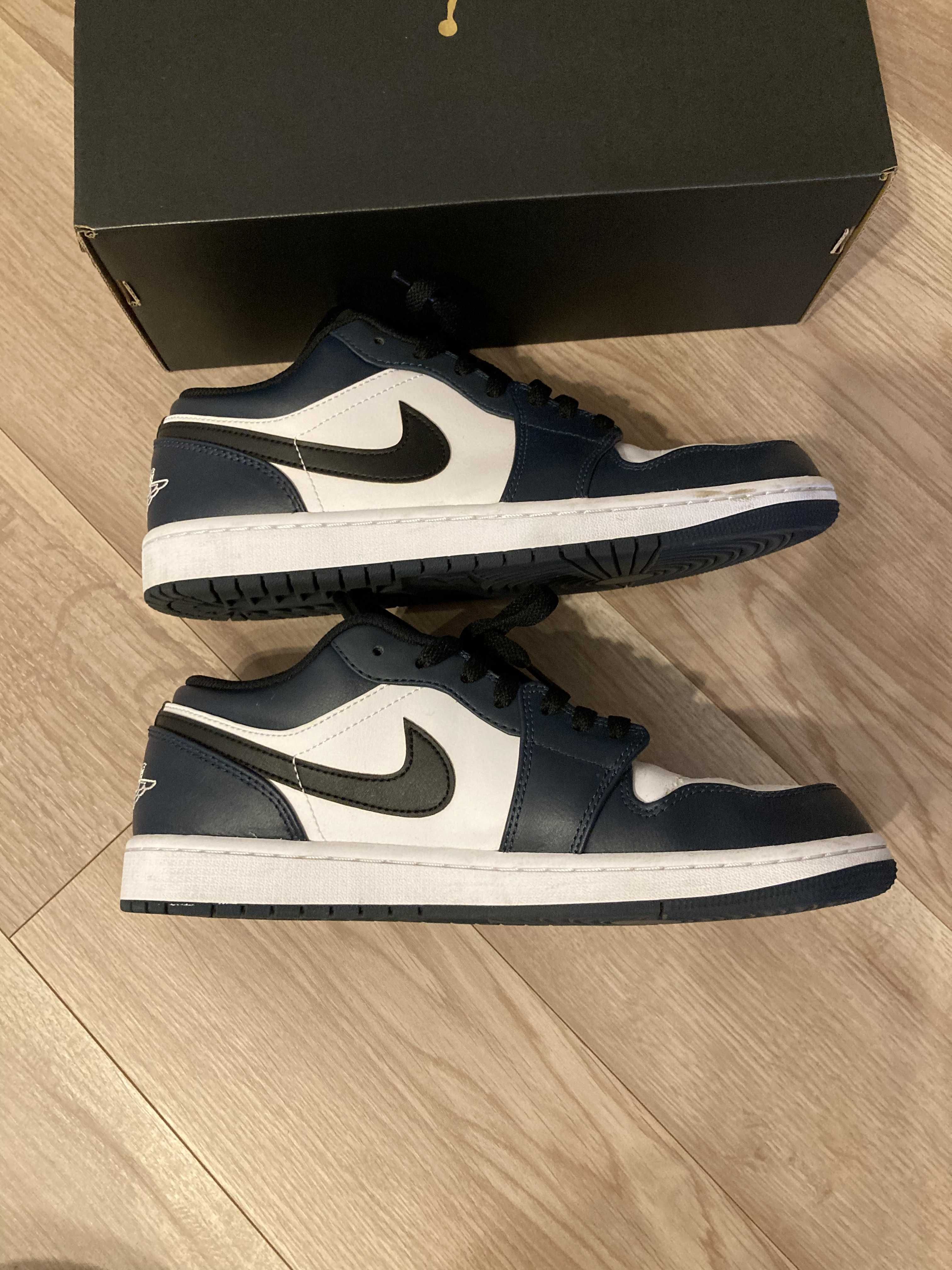 Nike Air Jordan 1 Low "Dark Teal"