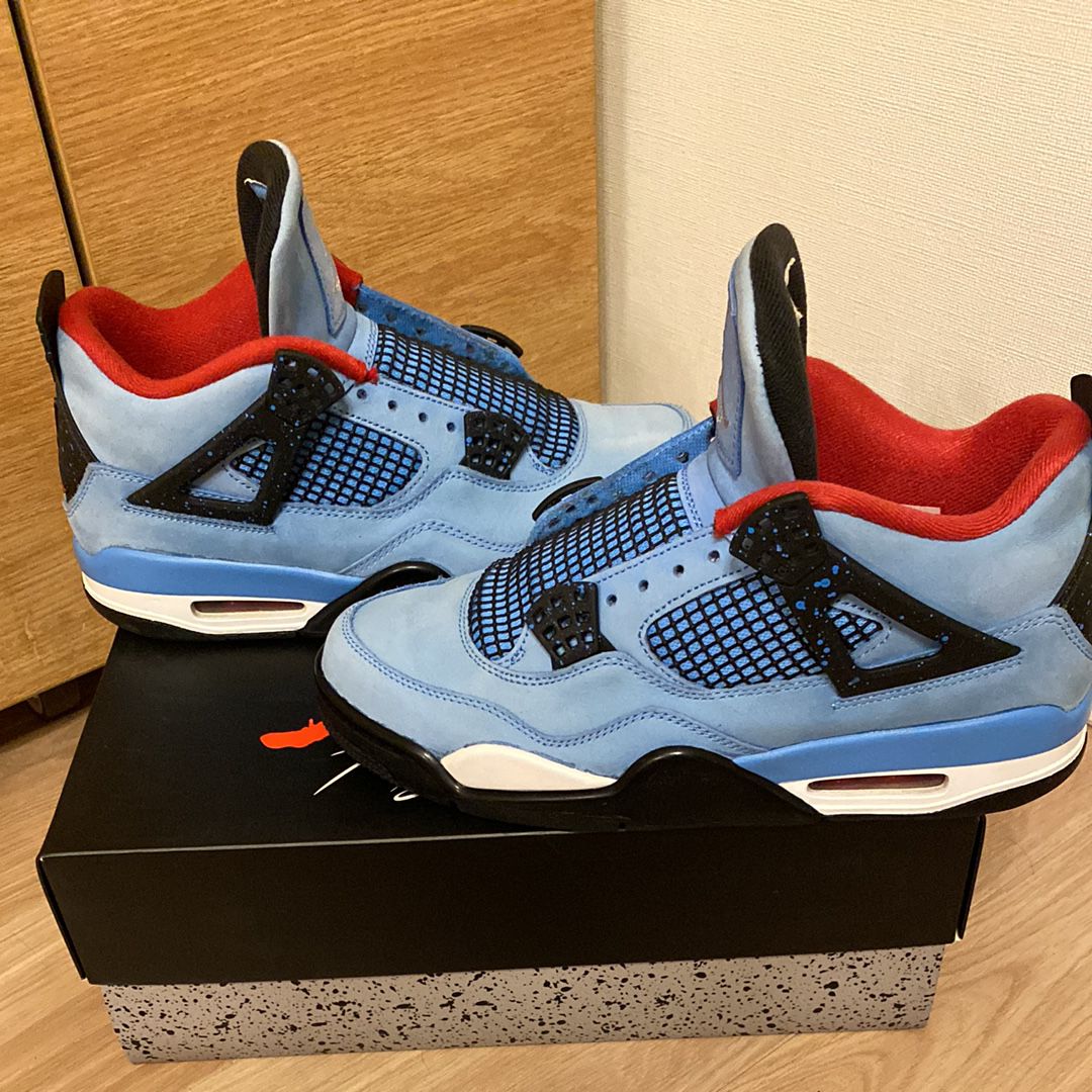 Travis Scott × Nike Air Jordan 4 Retro Cactus Jack "University Blue"