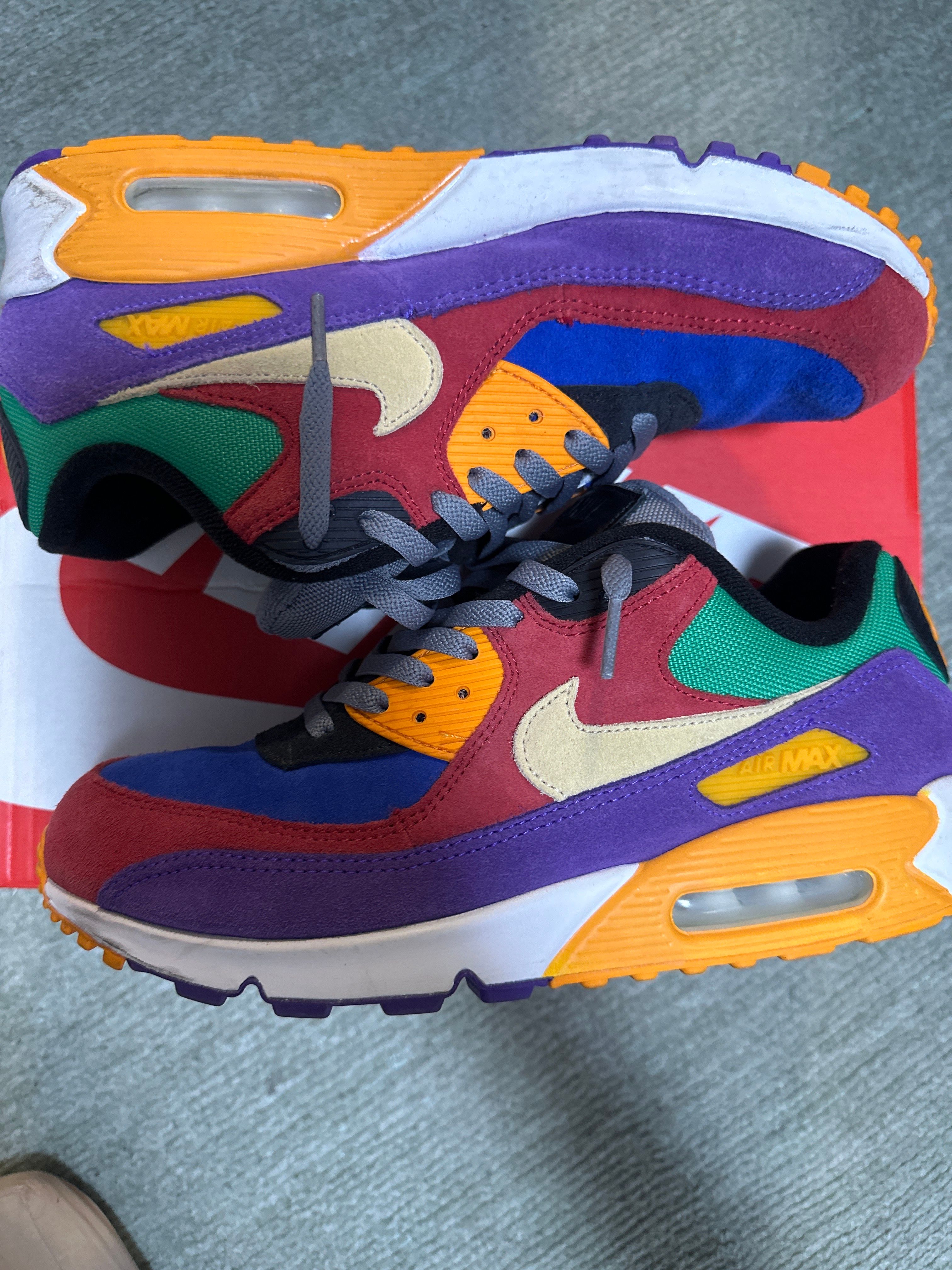 NIKE AIR MAX 90 "VIOTECH UNIVERSITYRED/PALE VANILLA/HYPER GRAPE"