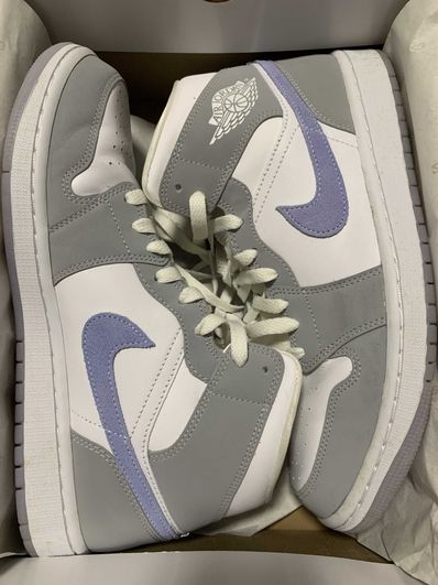 Nike Women's Air Jordan 1 Mid "Wolf Grey"