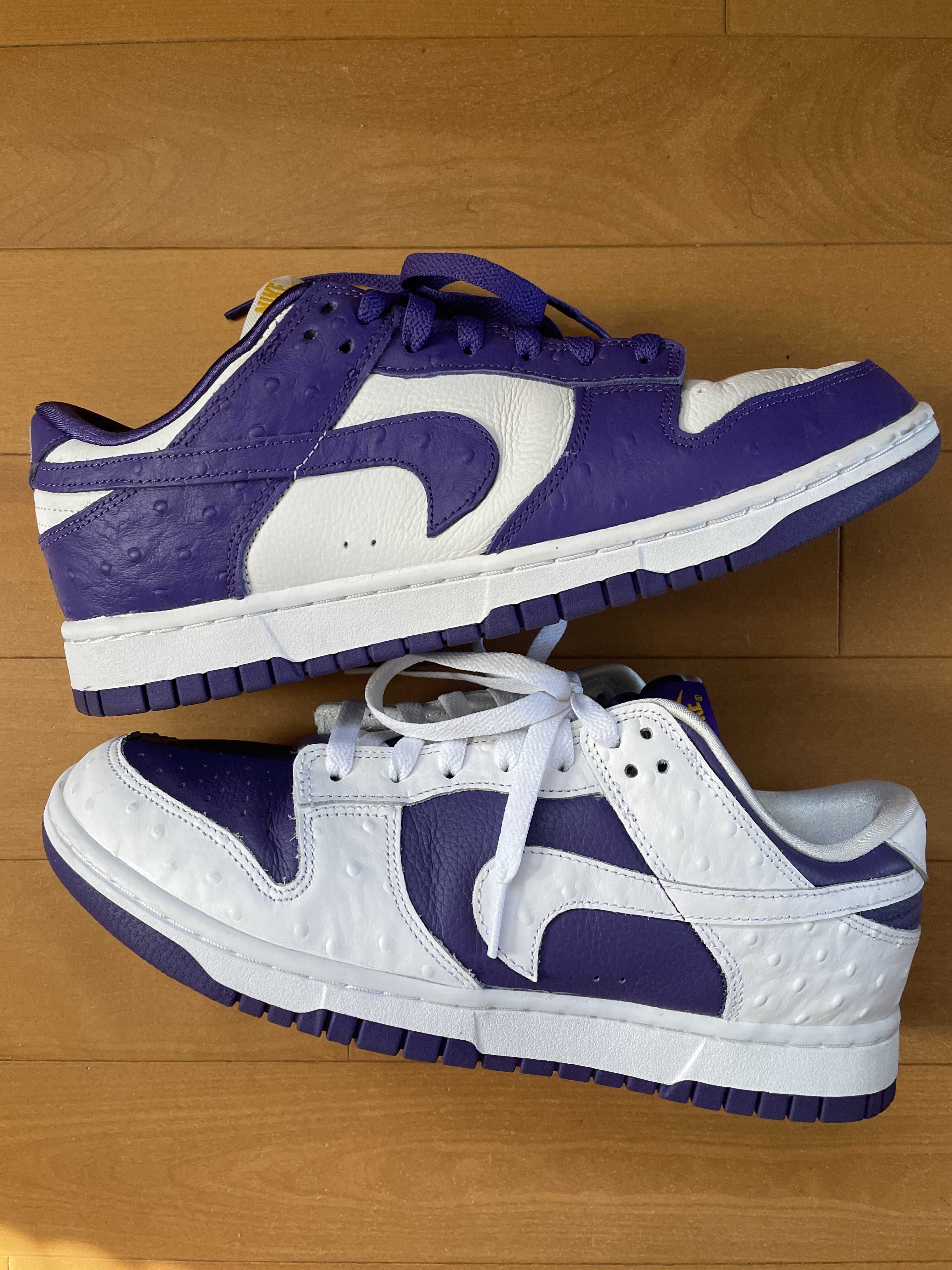 Nike Women's Dunk Low "Made You Look"