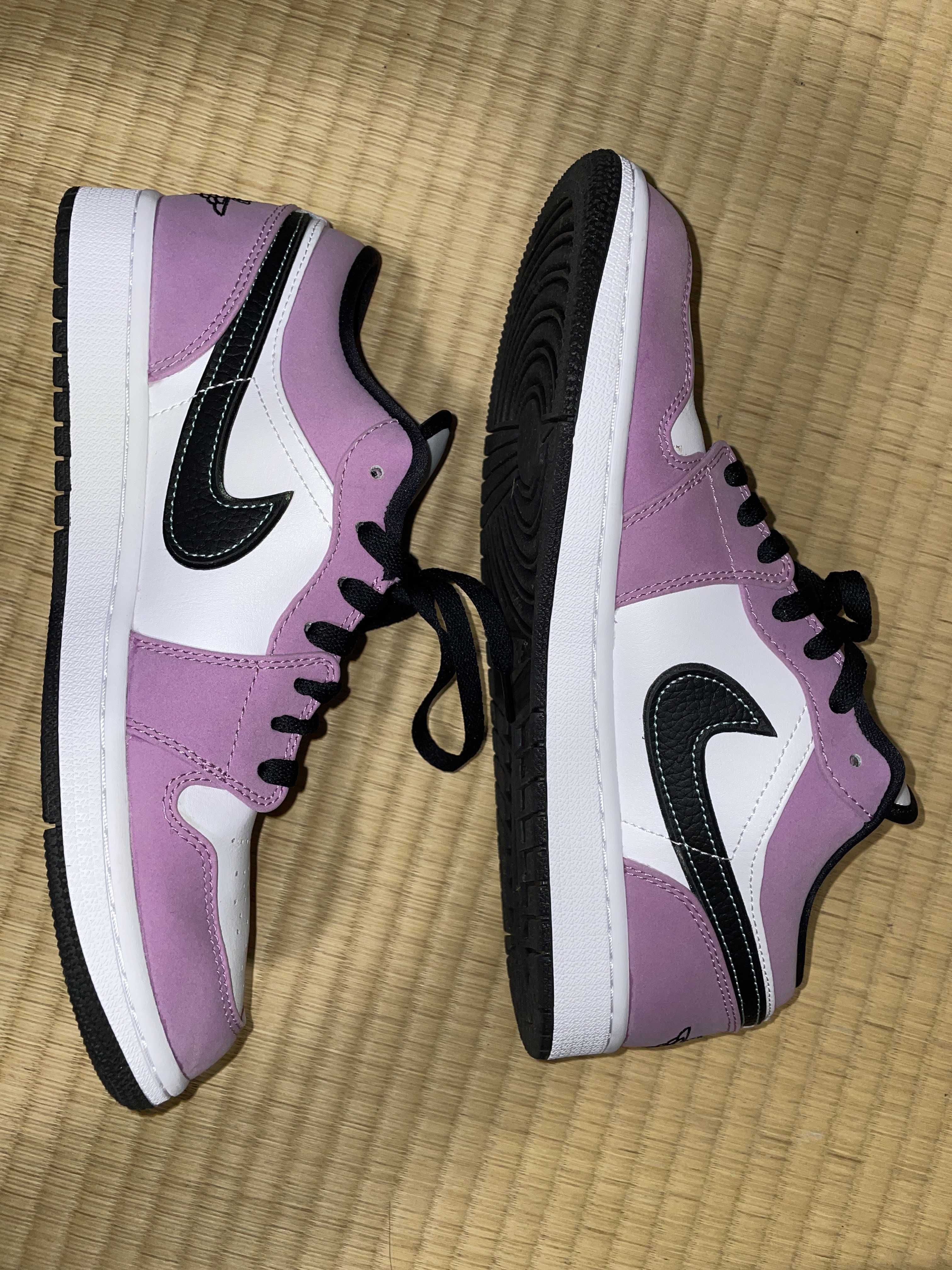 NIKE AIR JORDAN 1 LOW "VIOLET SHOCK"