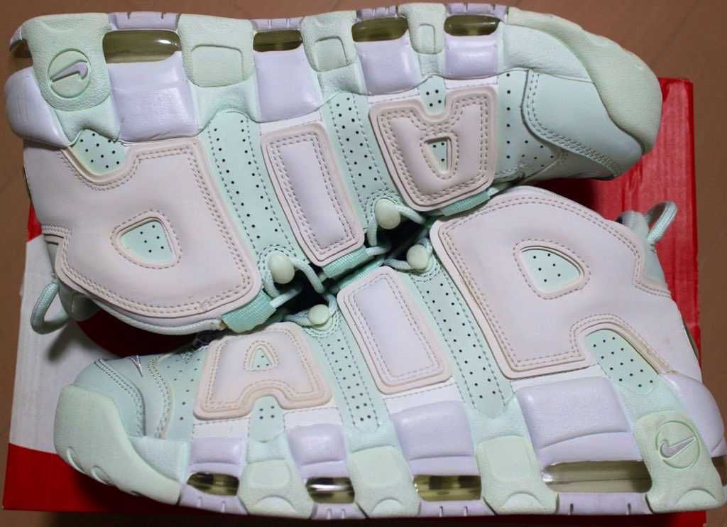 NIKE Women's AIR MORE UPTEMPO "BARLEY GREEN"