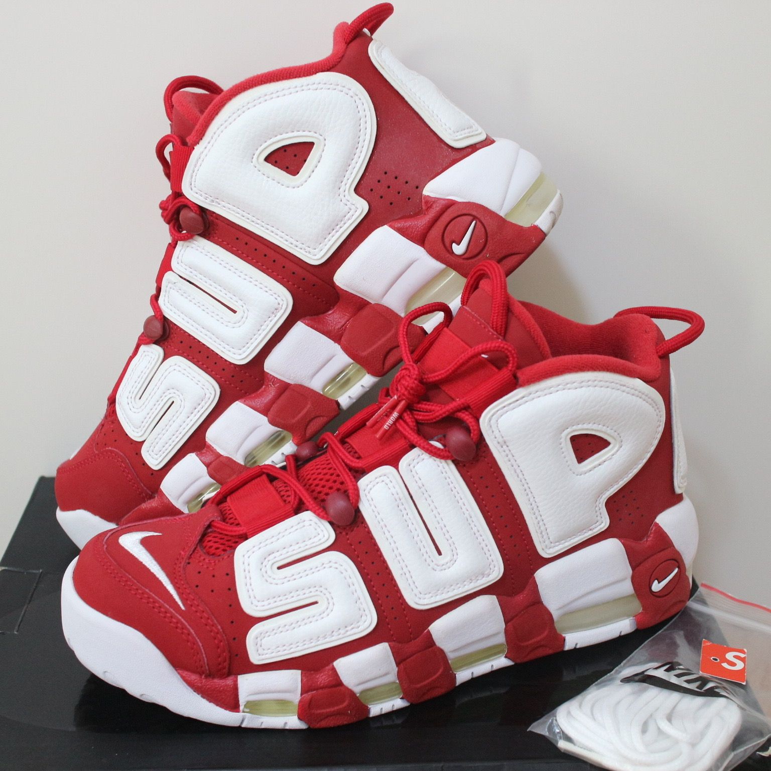 Supreme × Nike Air More Uptempo "White/Red"