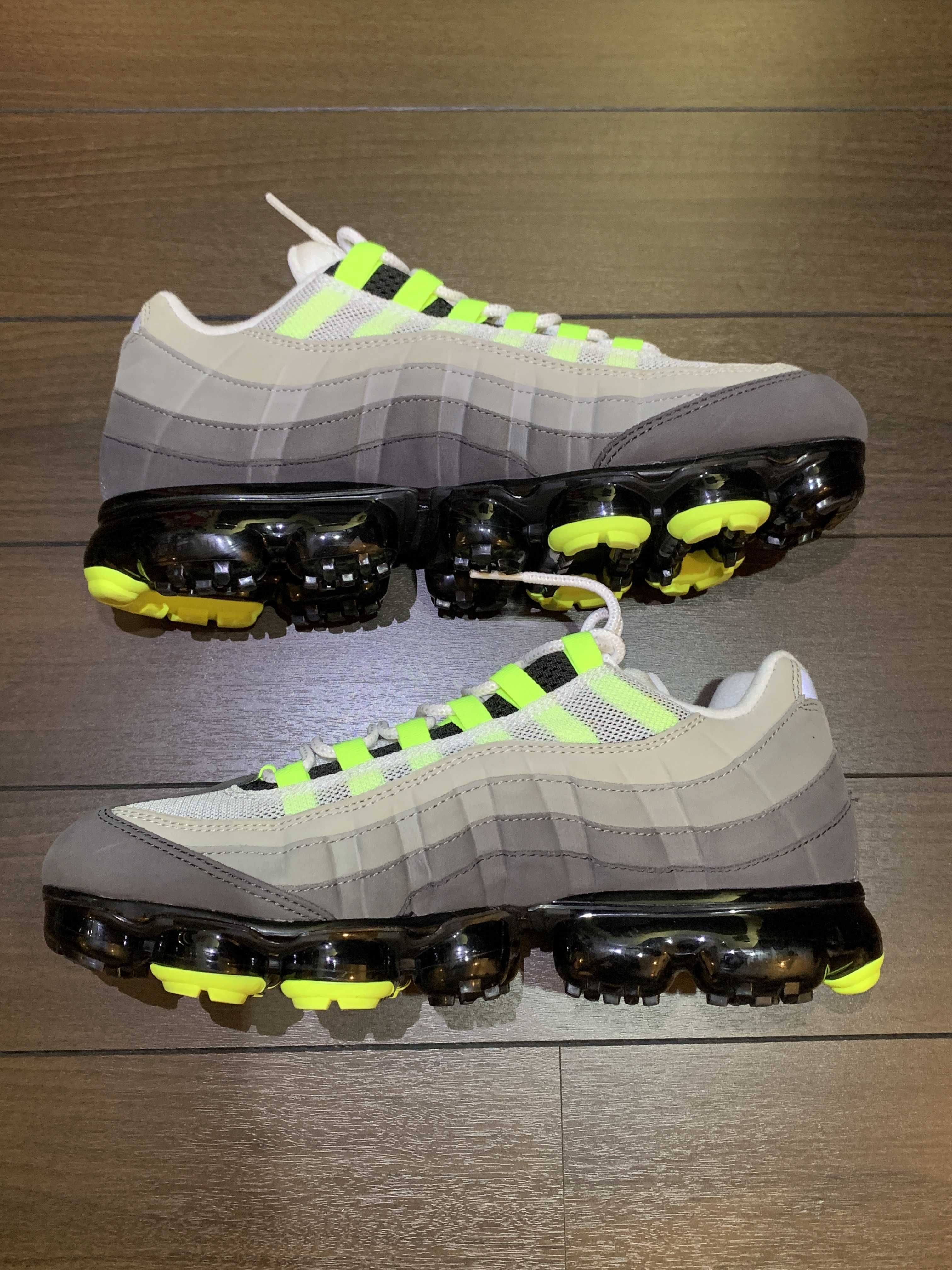 Nike Air Vapormax 95 "Neon"