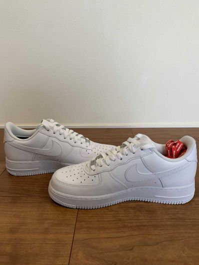 Supreme × Nike Air Force 1 Low "White"